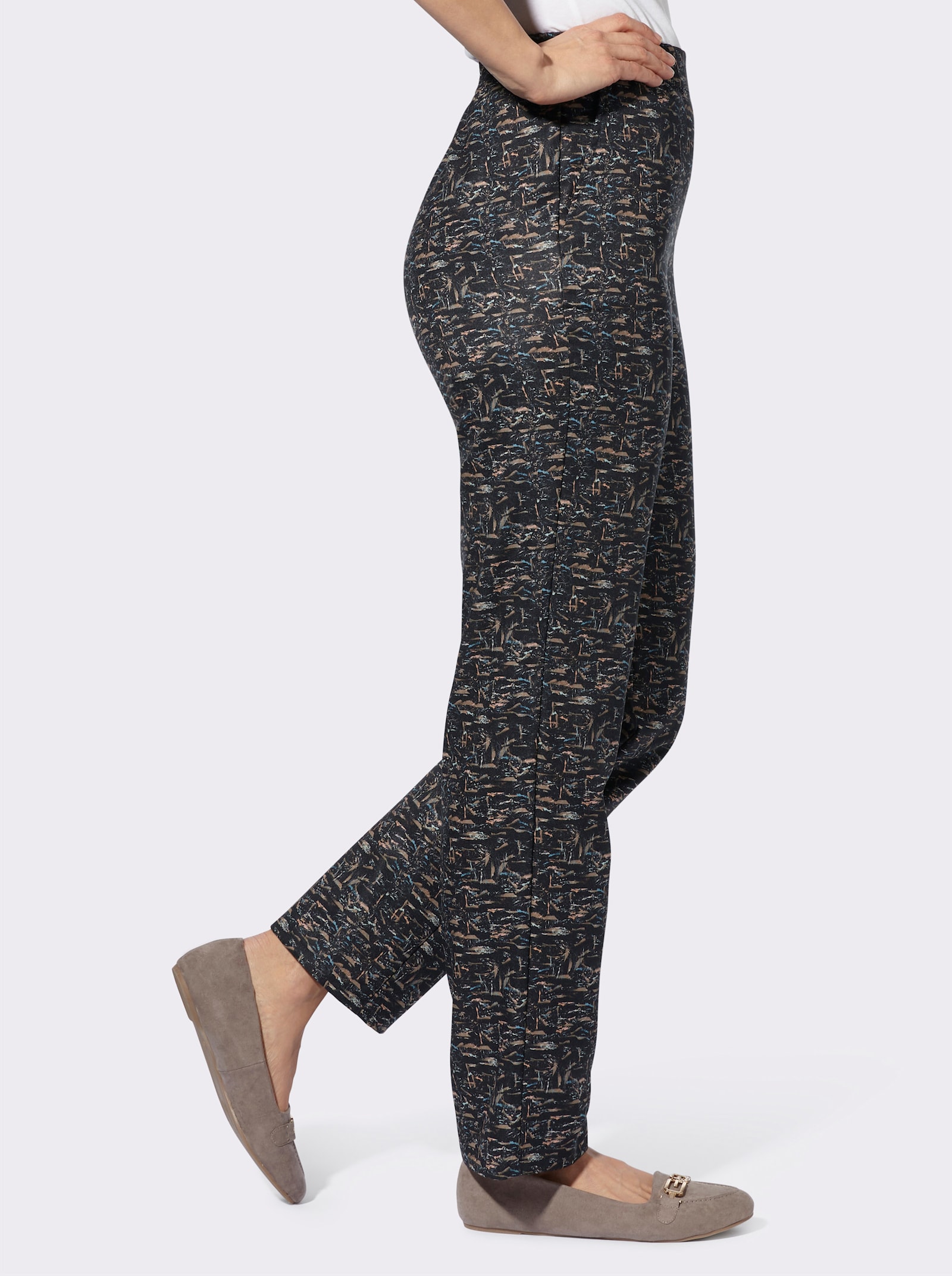 Druckhose mit angesetztem Dehnbund - schwarz-sand-bedruckt