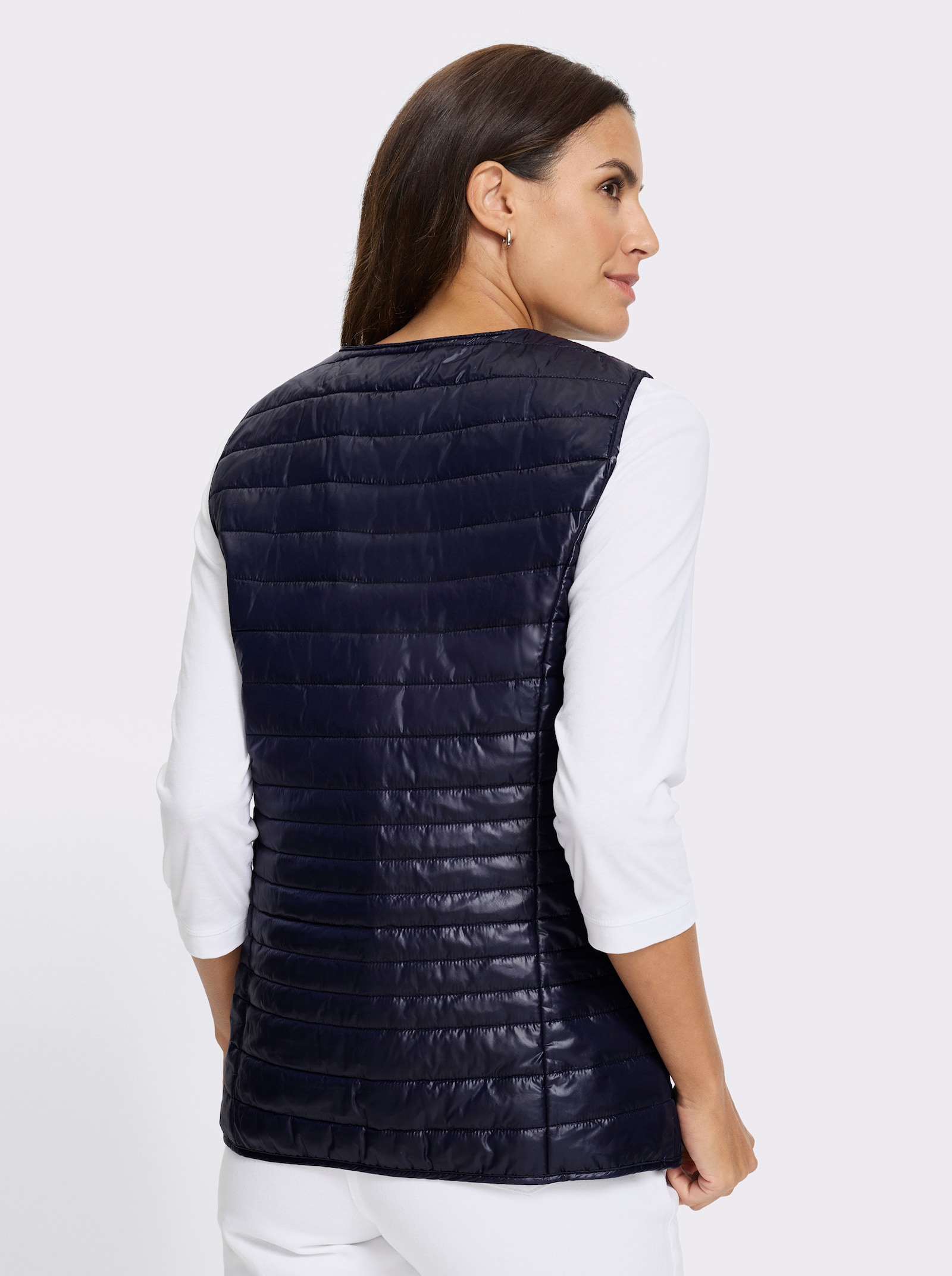 Prošívaná vesta s lehkým vatováním - námořnická modrá