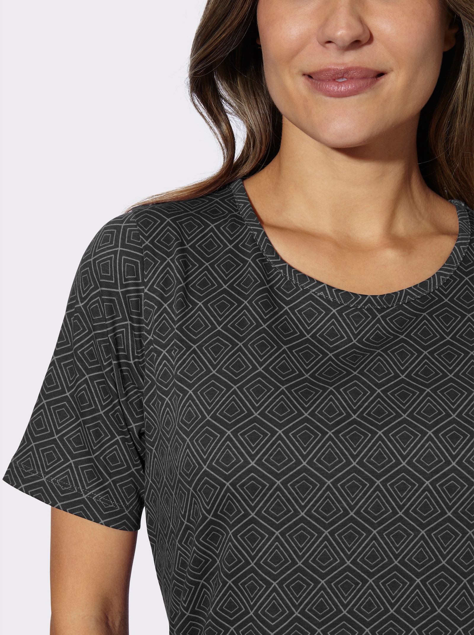 Freizeitshirt mit Grafik-Muster allover - schwarz-steingrau-bedruckt