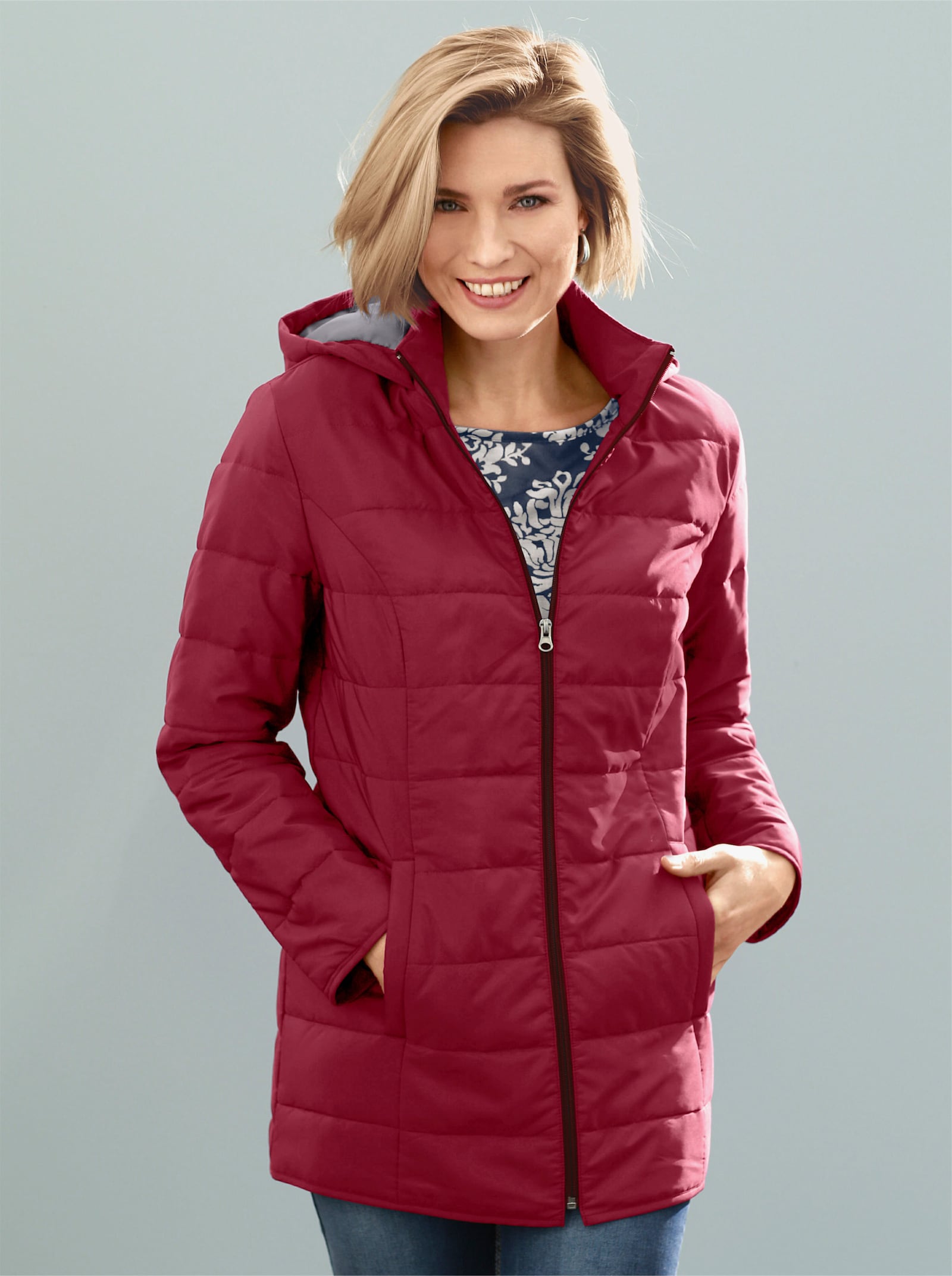 Steppjacke mit Kapuze, wärmend - bordeaux