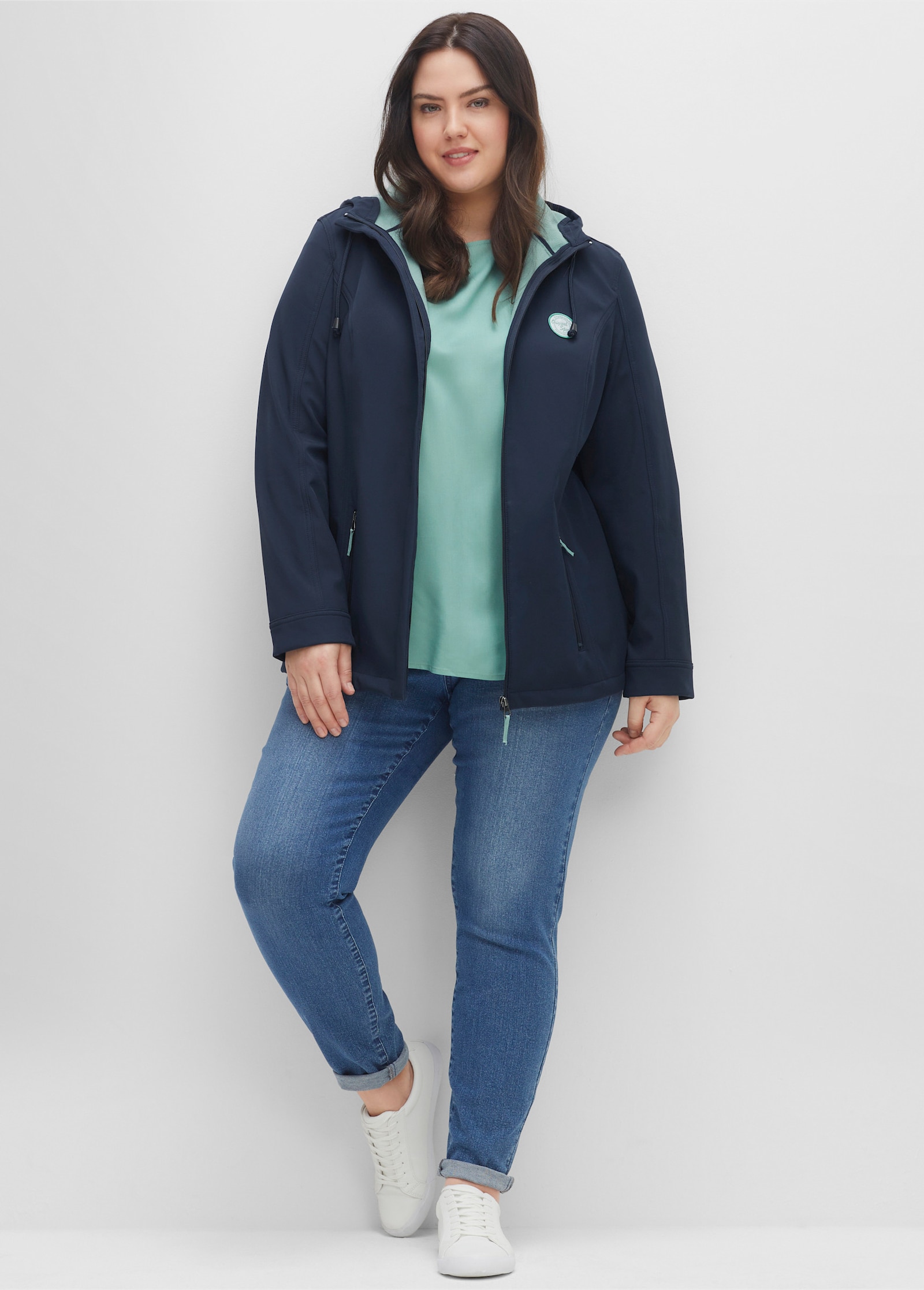 sheego Softshelljacke mit Fleece-Innenseite - nachtblau