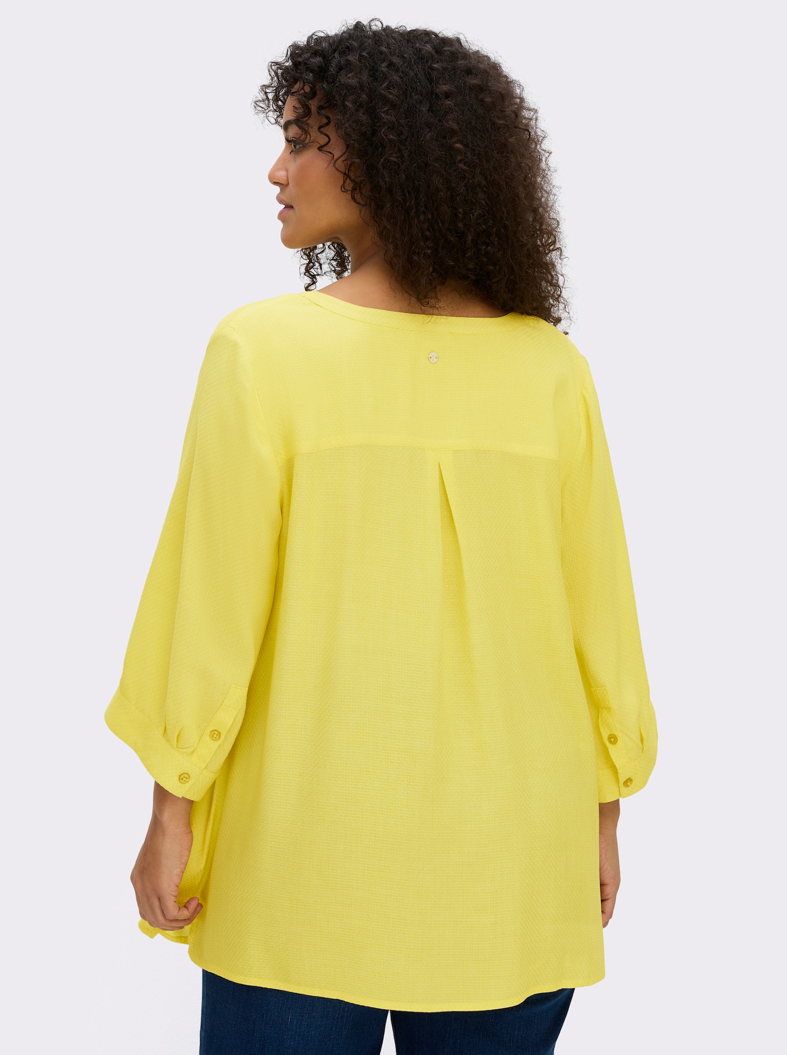 sheego Tunika mit Rundhalsausschnitt und V-Schlitz - limone