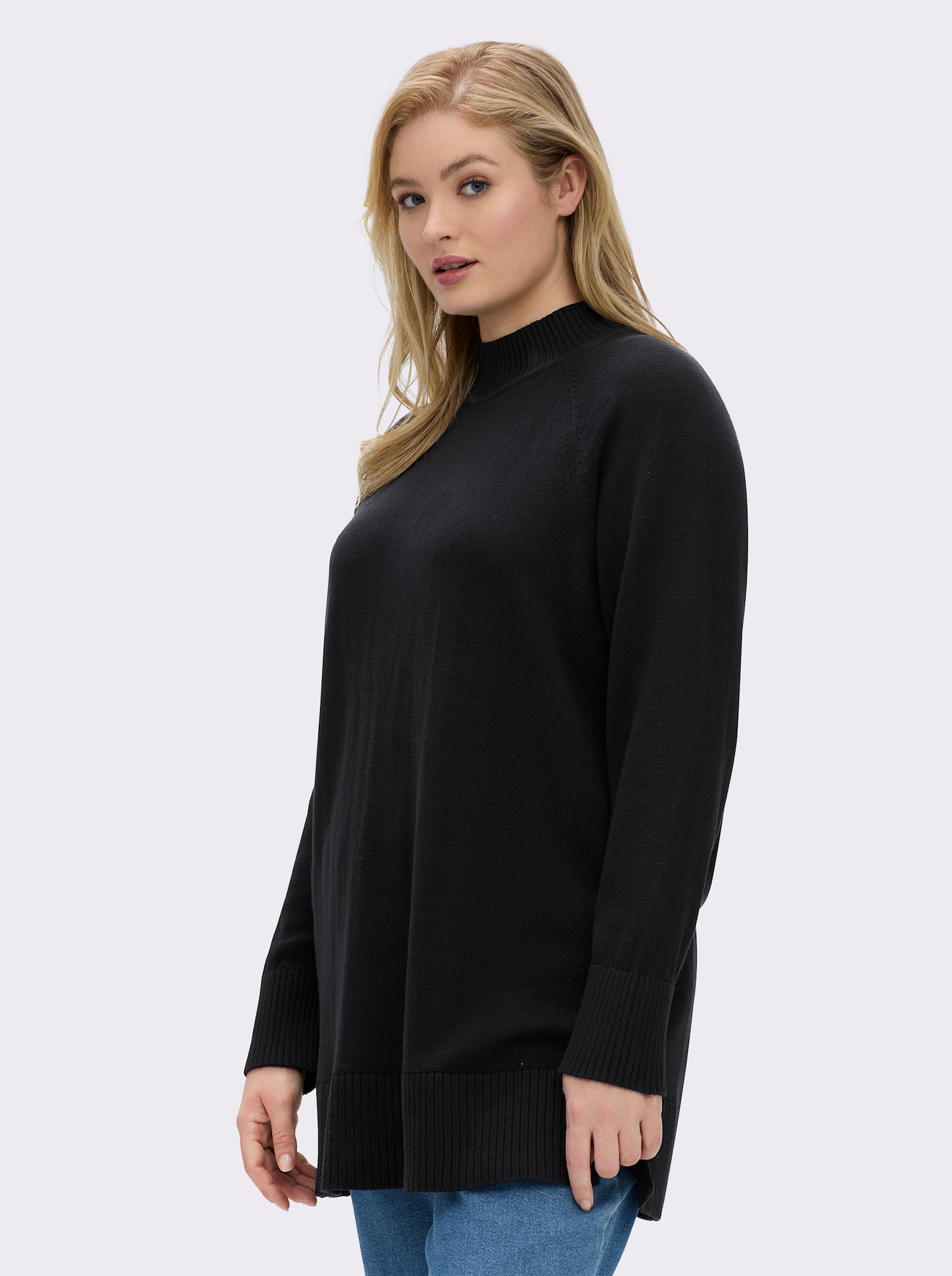 sheego Longpullover mit Stehkragen und Rippabschlüssen - schwarz