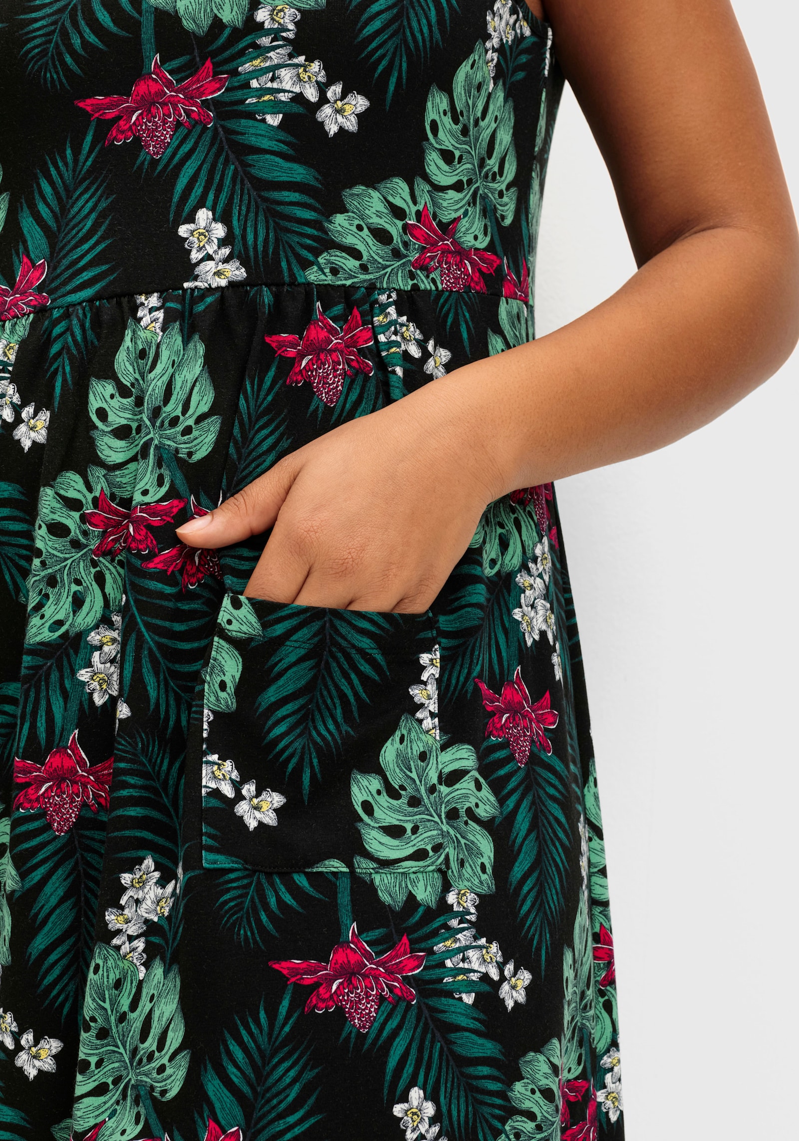 sheego Jerseykleid mit floralem Alloverdruck - schwarz-gemustert