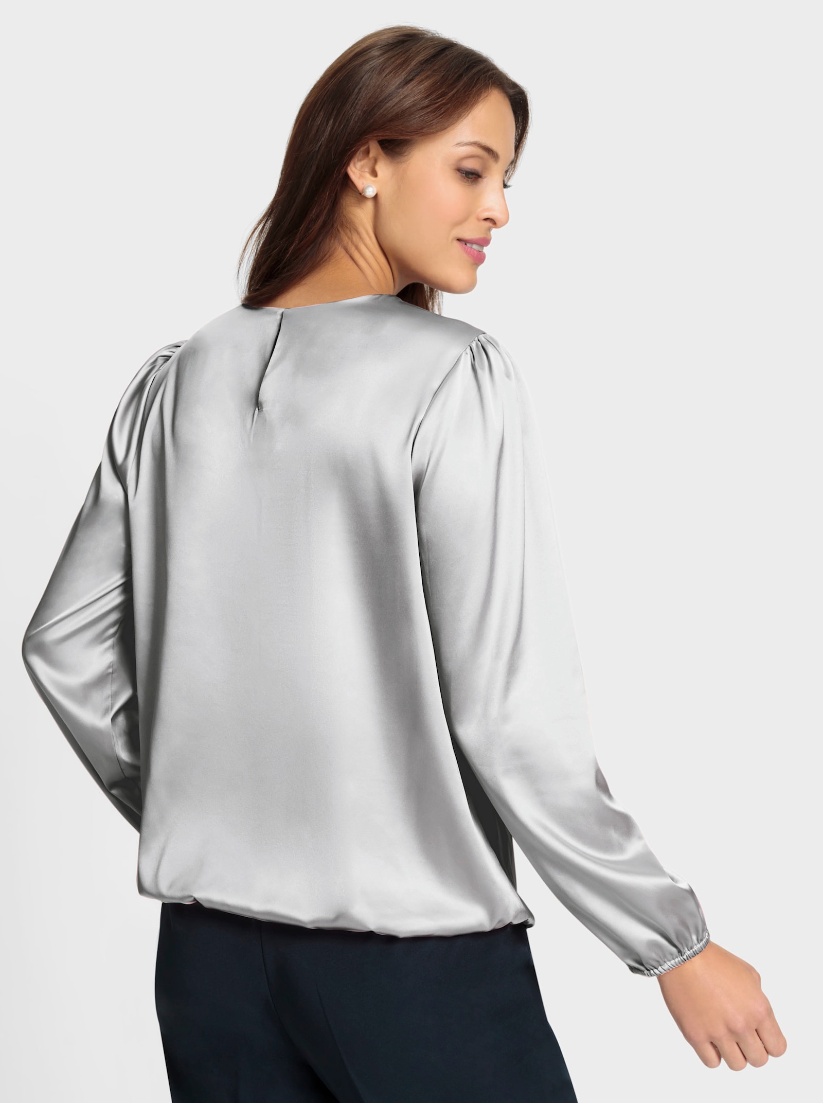 Satinbluse mit Raffungen - hellgrau