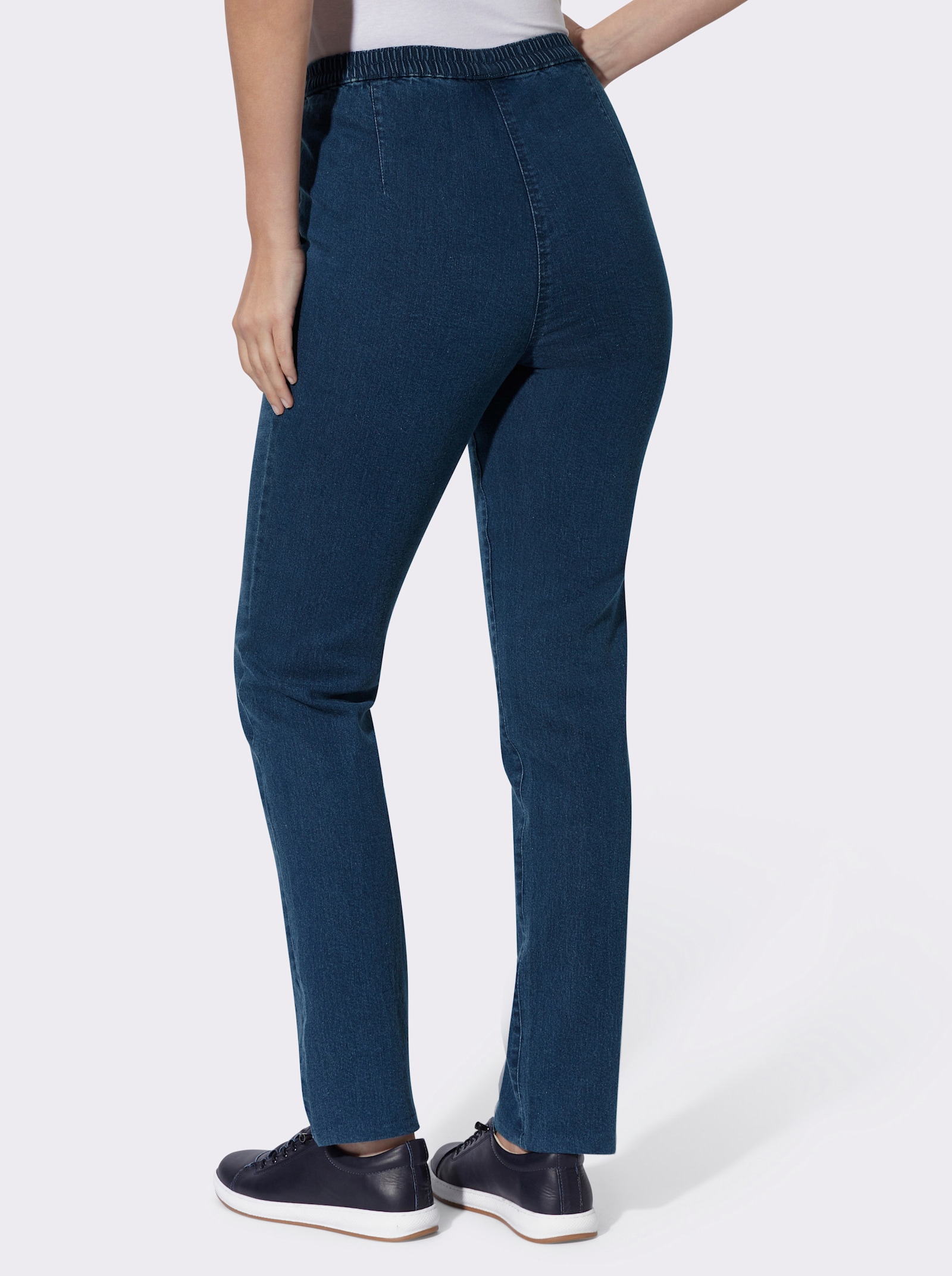 Schlupfjeans mit schrägen Taschen - blue-stone-washed