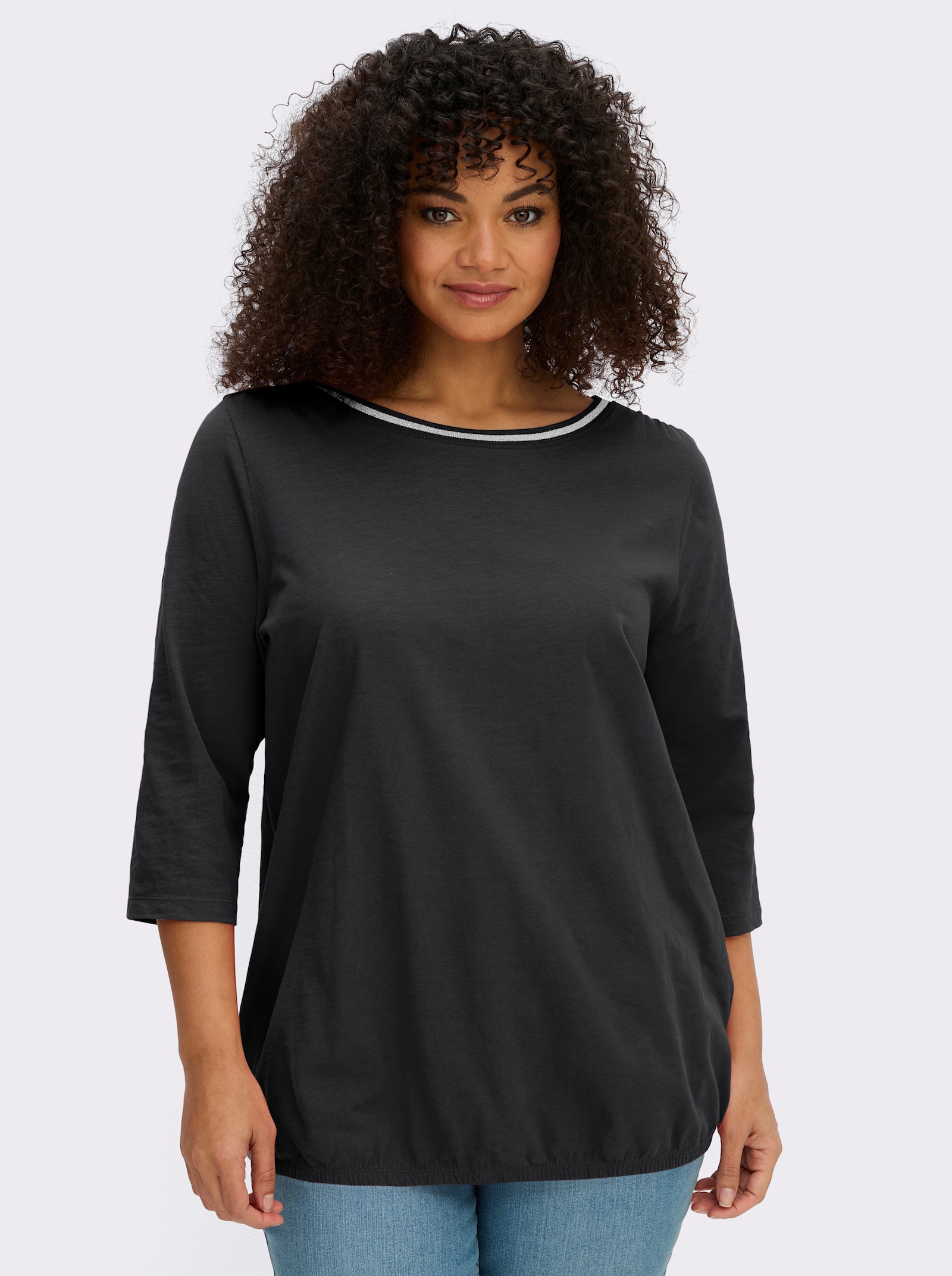 sheego 3/4-Arm-Shirt mit Glitzergarn am Ausschnitt - schwarz