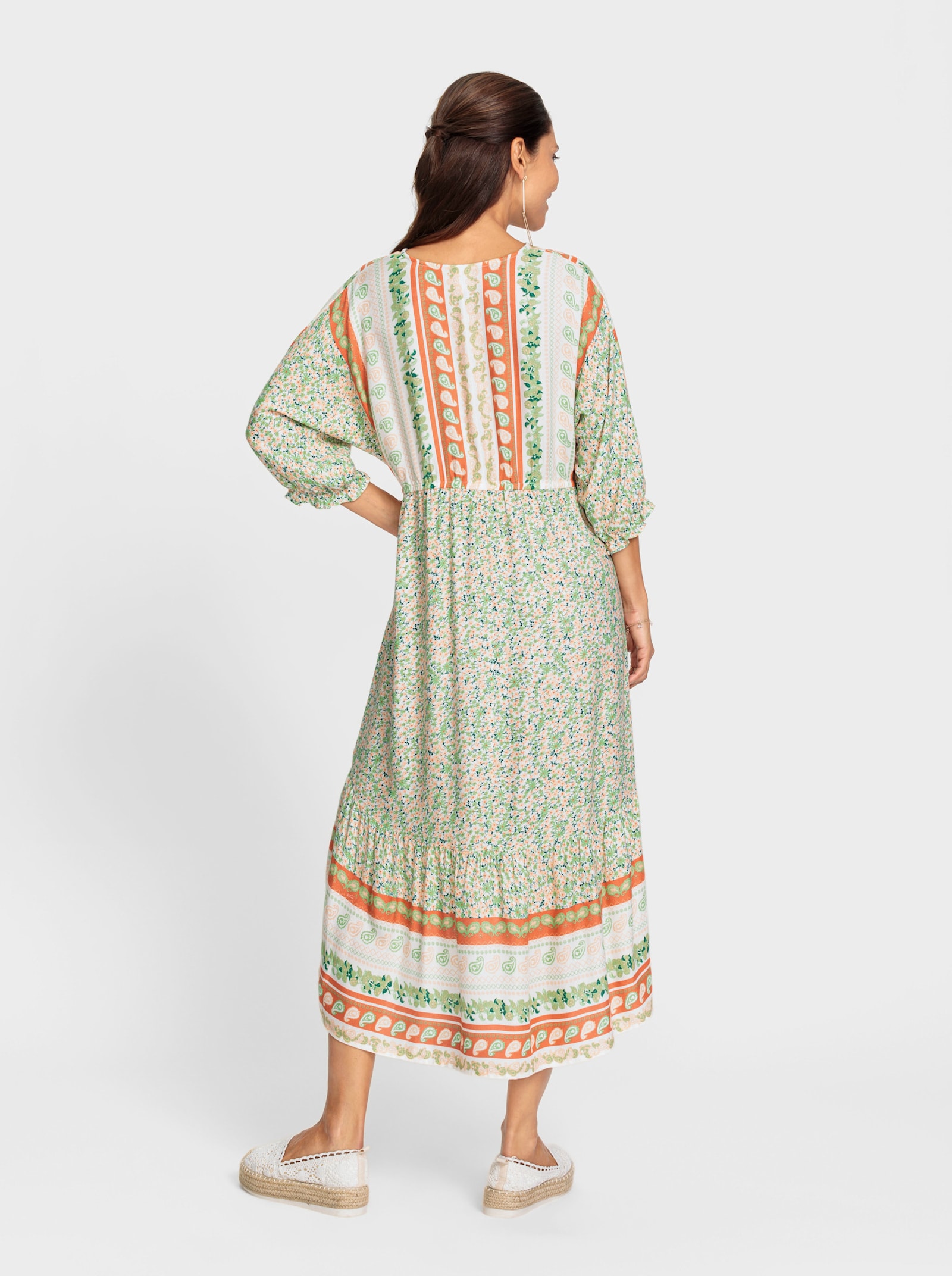 Sommerkleid mit Fledermaus-Ärmeln - ecru-orange-gemustert