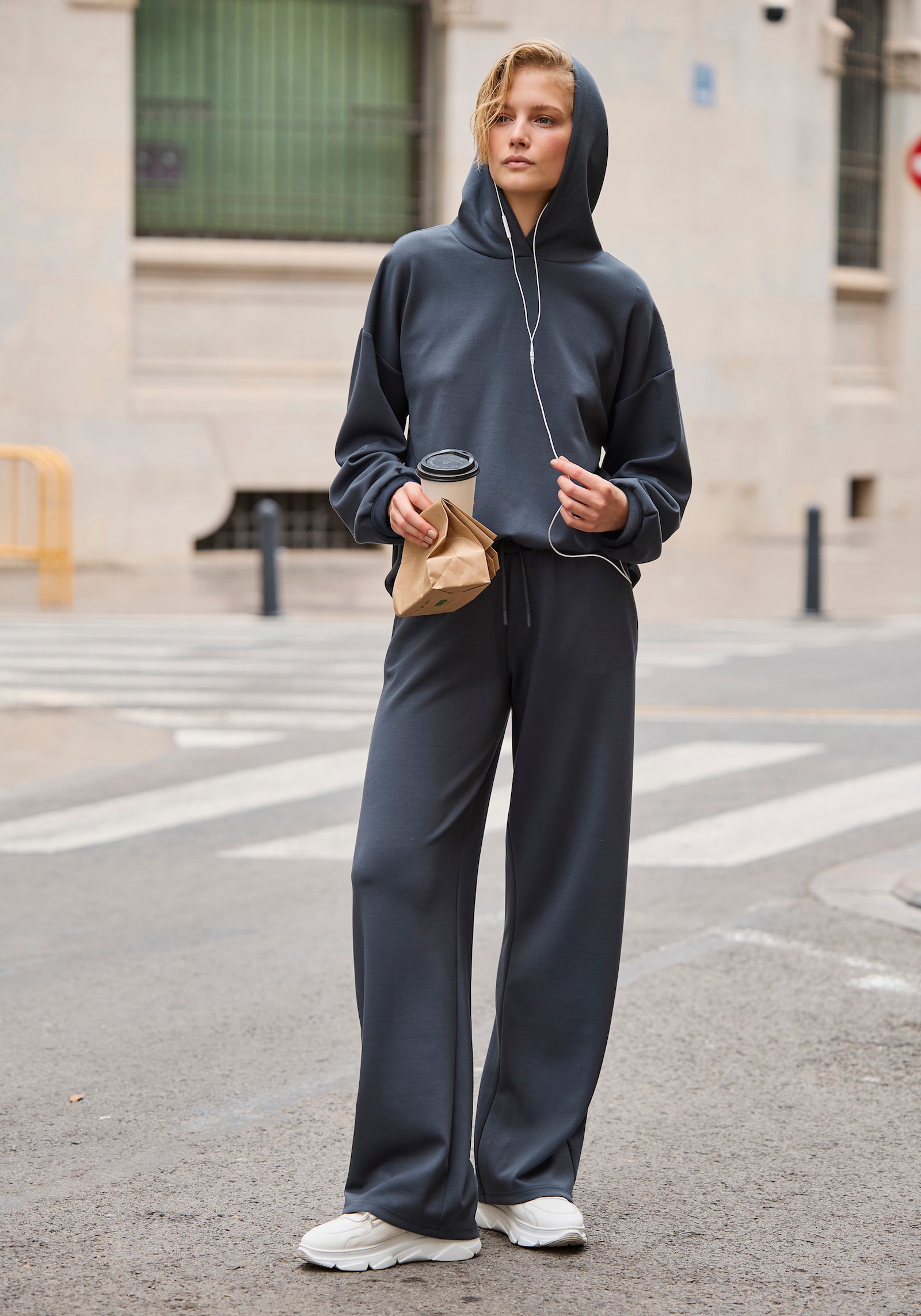 Copenhagen Studios Pull à capuche - gris foncé