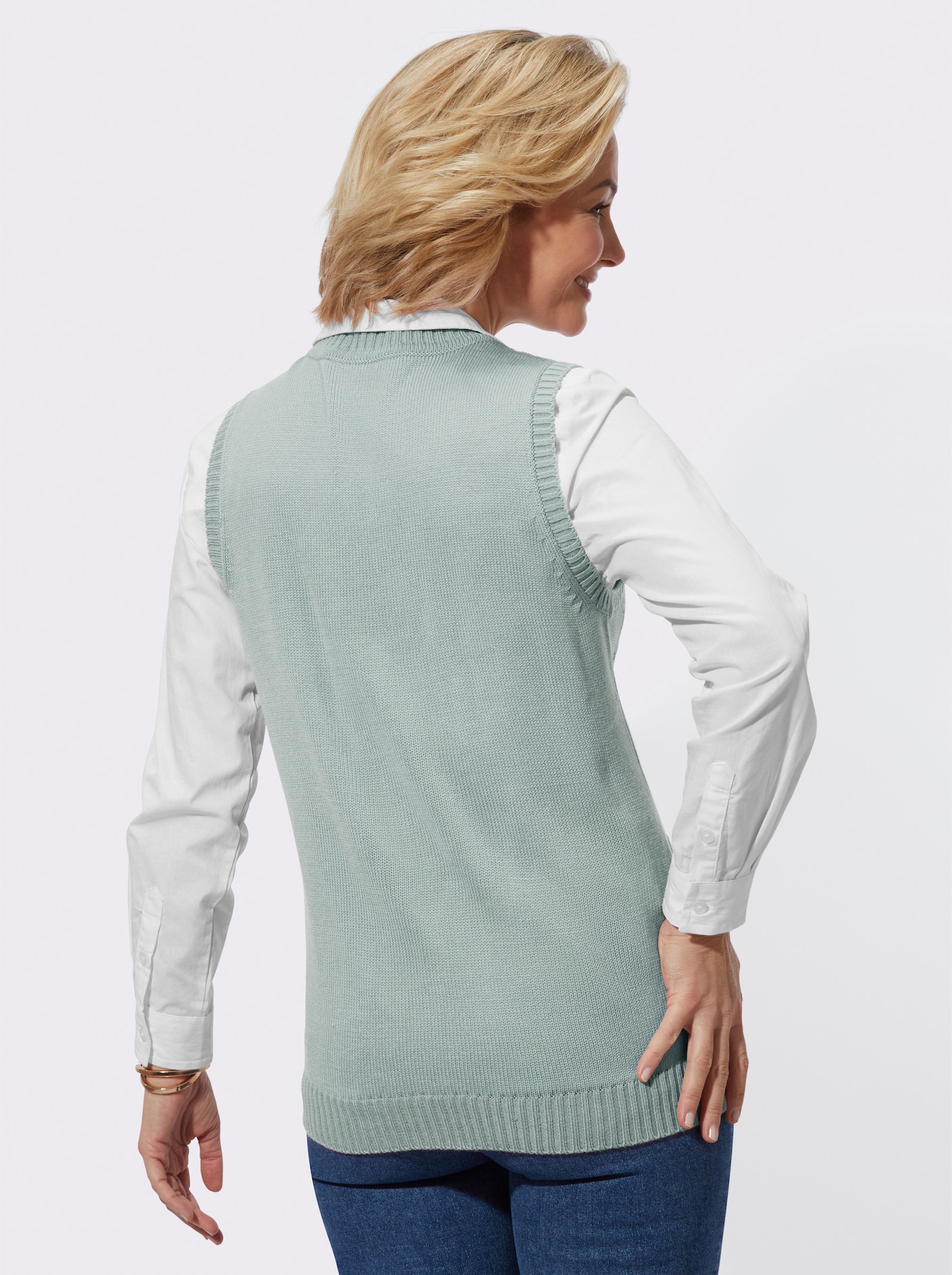 Strickweste mit Schmuckknöpfen - kalkmint