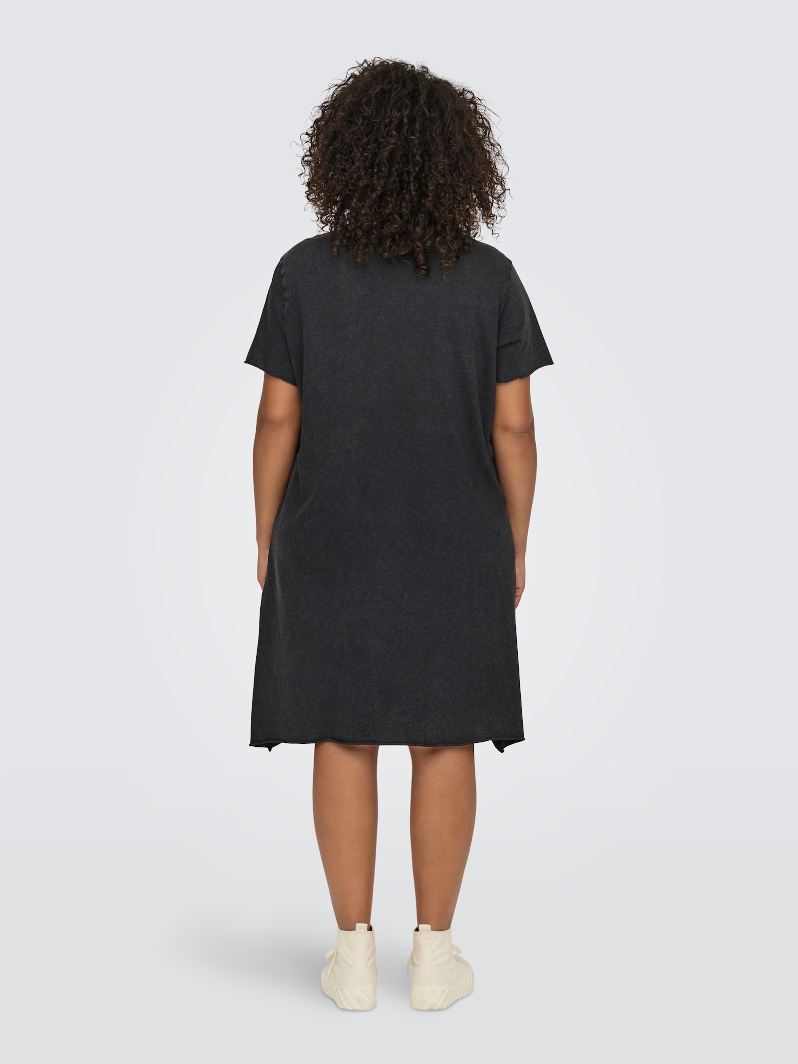 ONLY CARMAKOMA Shirtkleid - black print:lotus