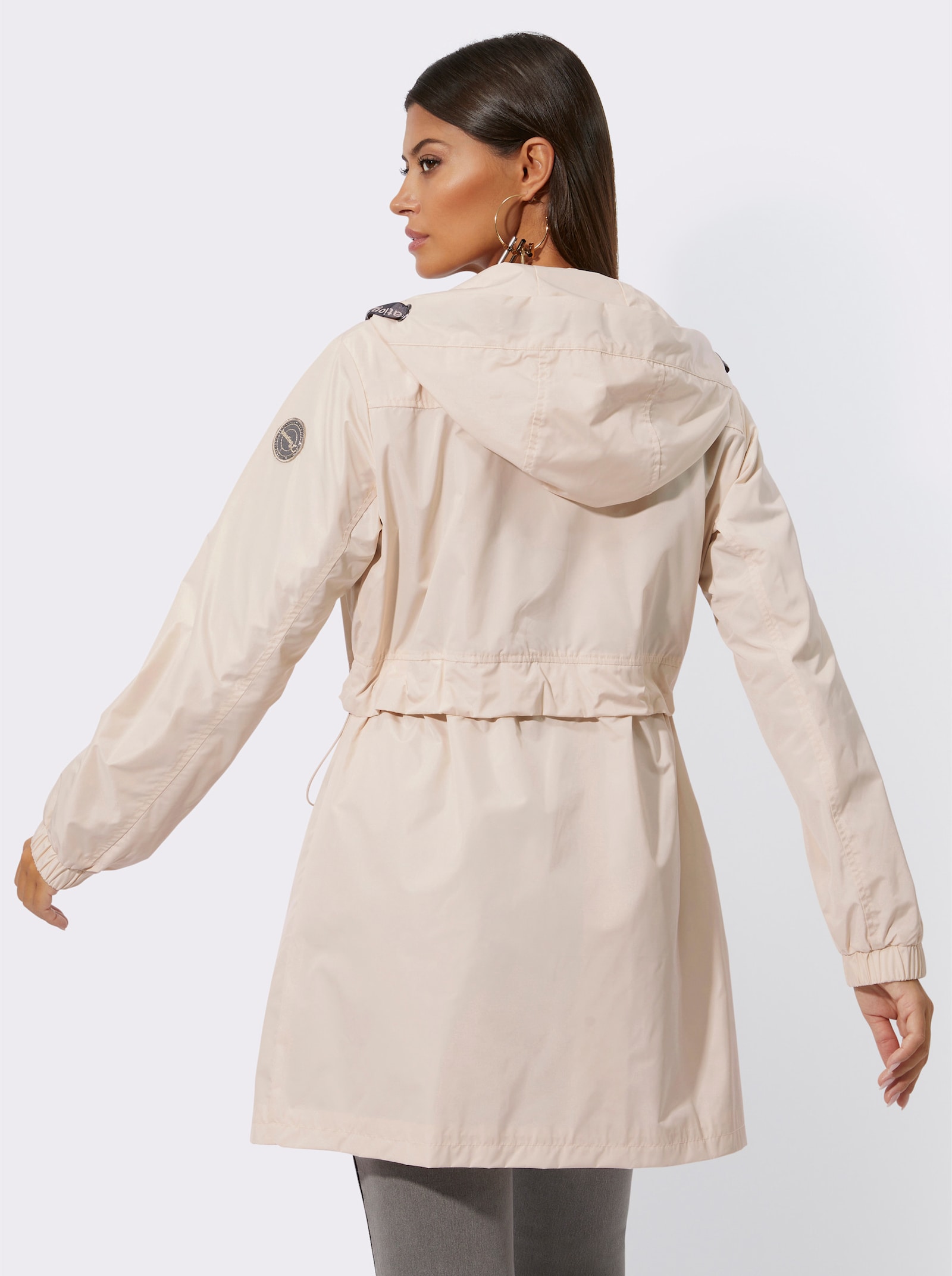 Kapuzenjacke mit weitenregulierbarem Koller - elfenbein