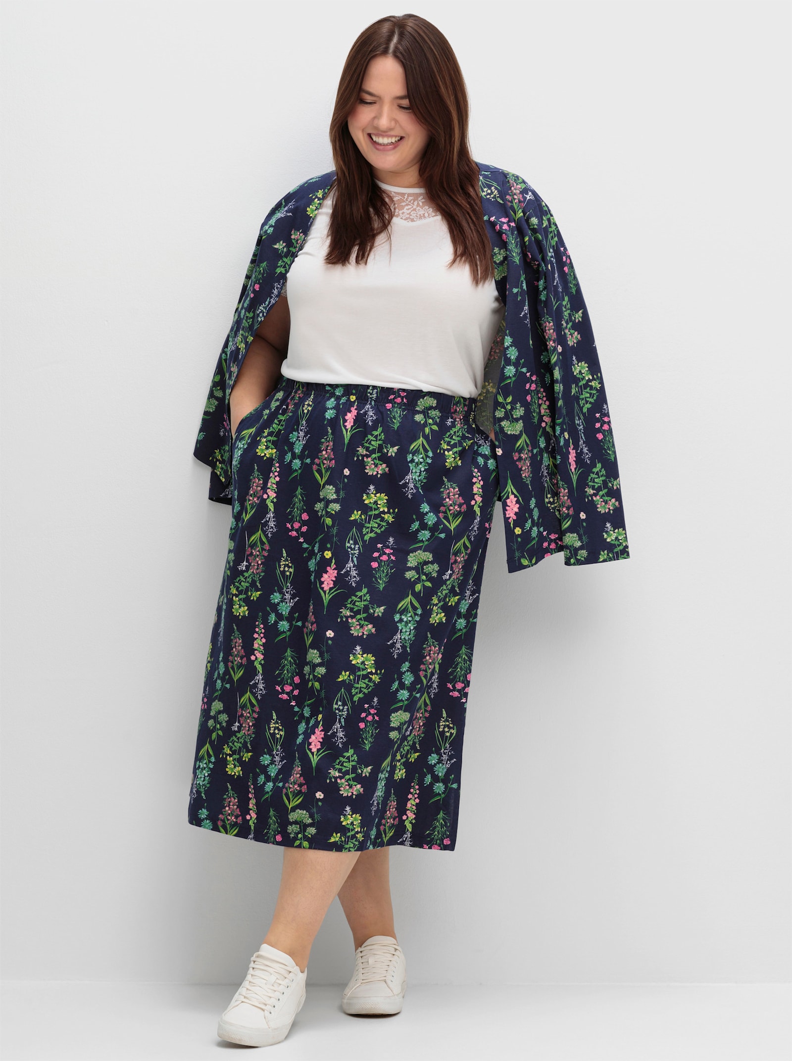 Jerseyrock mit Rundum-Dehnbund - marine-altrosa-bedruckt