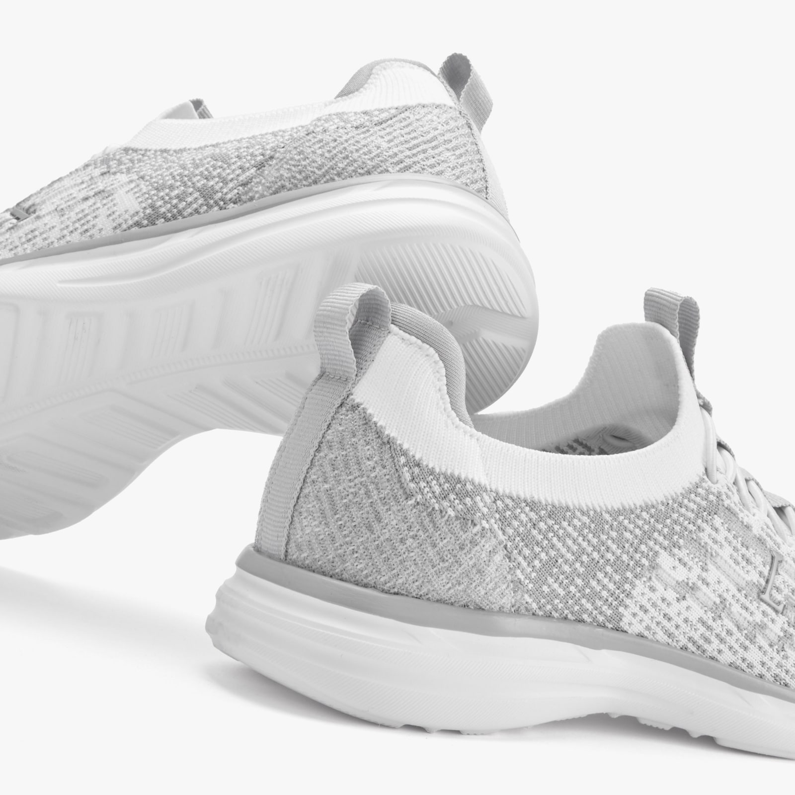 LASCANA Sneaker - grau