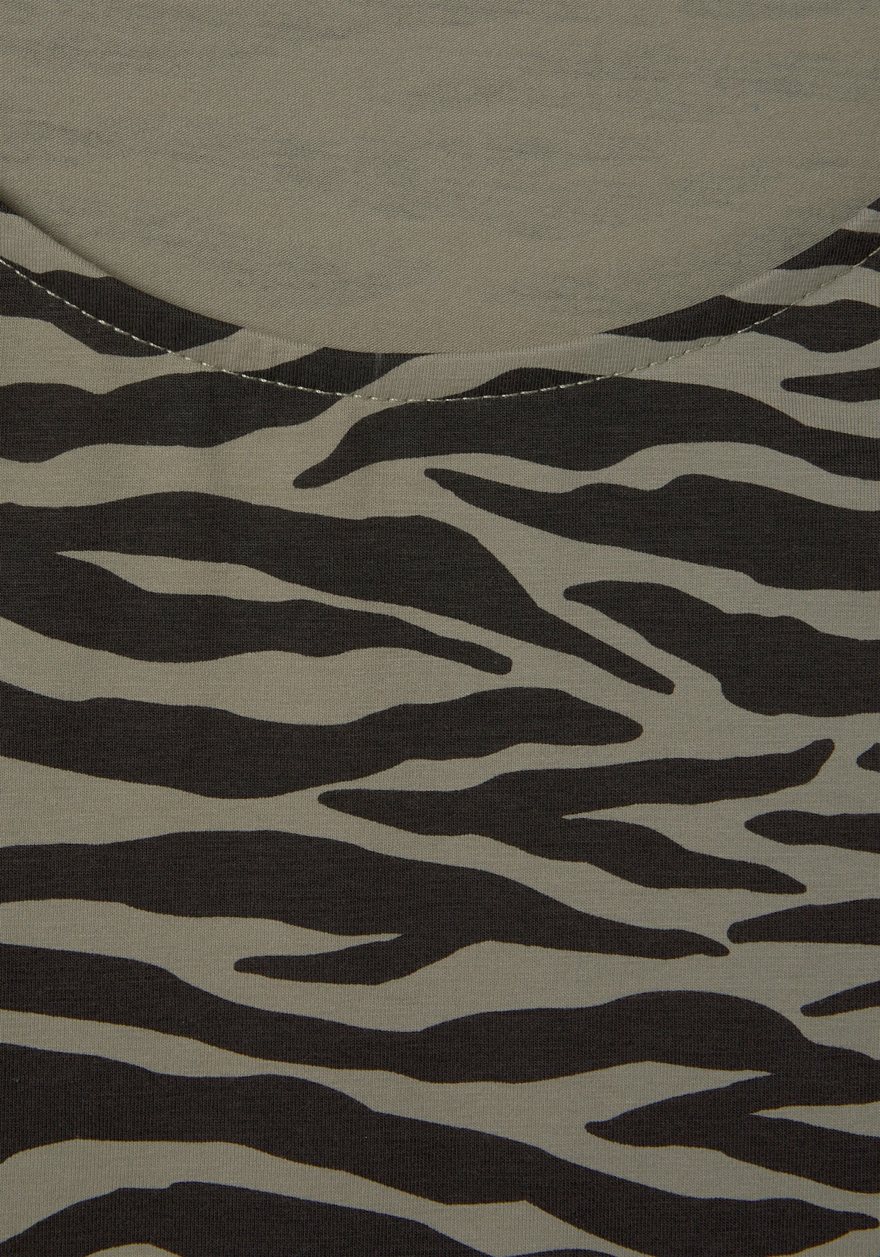 LASCANA Shirt met 3/4-mouw - kaki/zwart