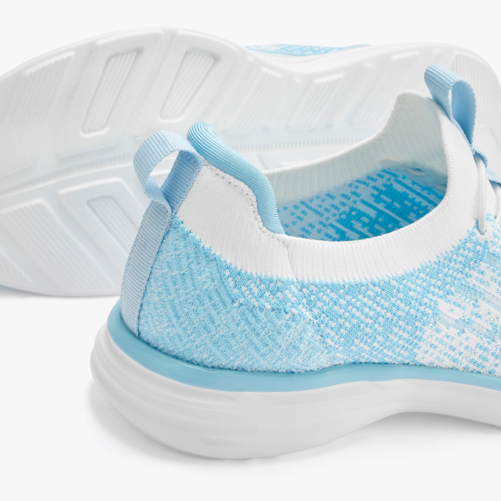 LASCANA Sneaker - hellblau