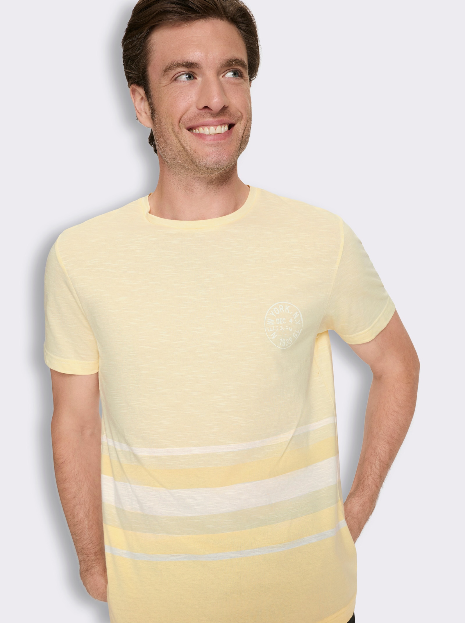 Kurzarmshirt mit garngefärbtem Muster - vanille