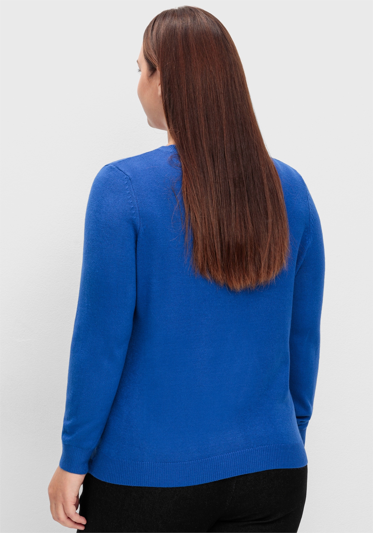 Rundhalspullover in Form gestrickt, wärmend - royalblau