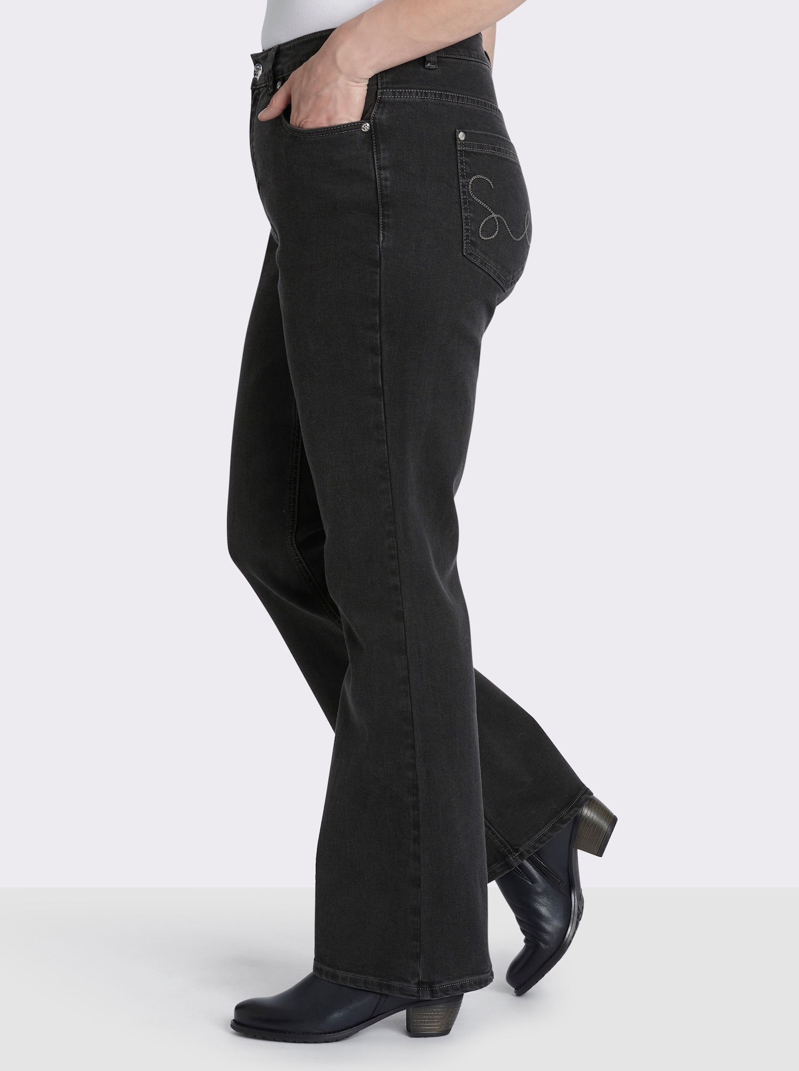 sheego Bootcut-Jeans in 5-Pocket-Form - black denim