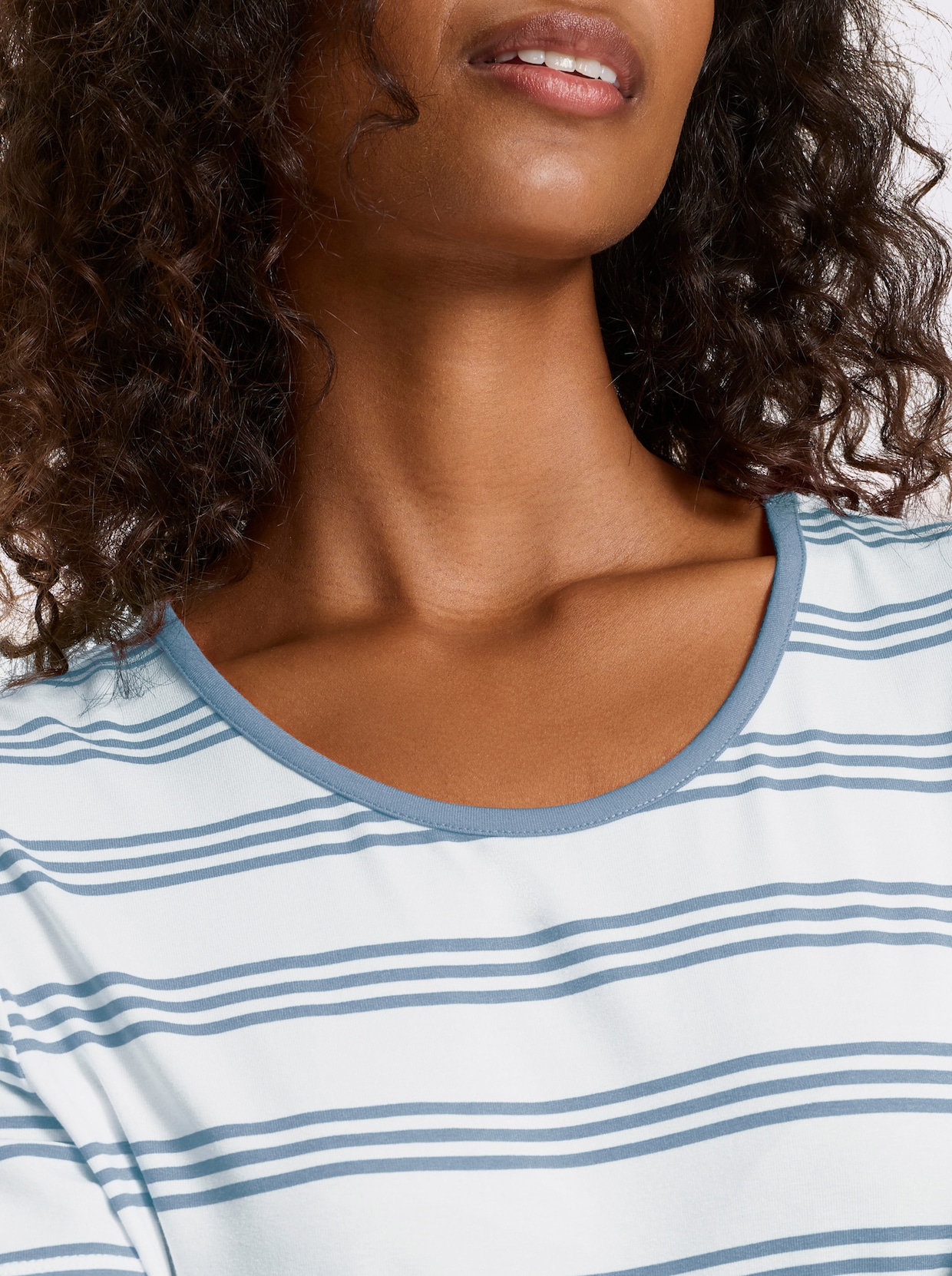 heine Shirt met korte mouwen - bleu/ecru gestreept