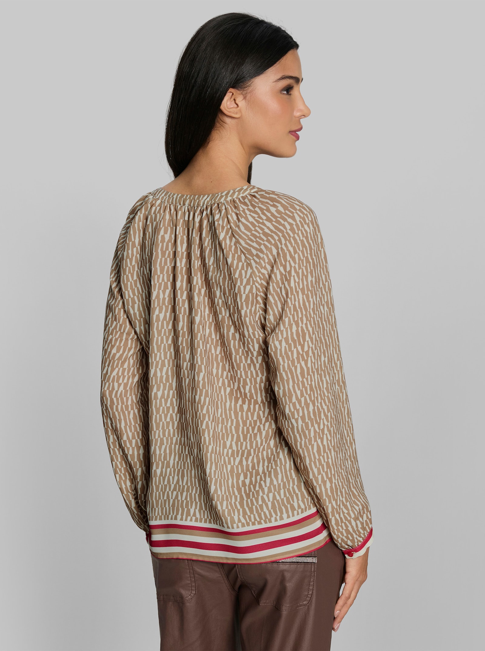 heine Schlupfbluse mit Druck-Dessin - camel-champagner-bedruckt