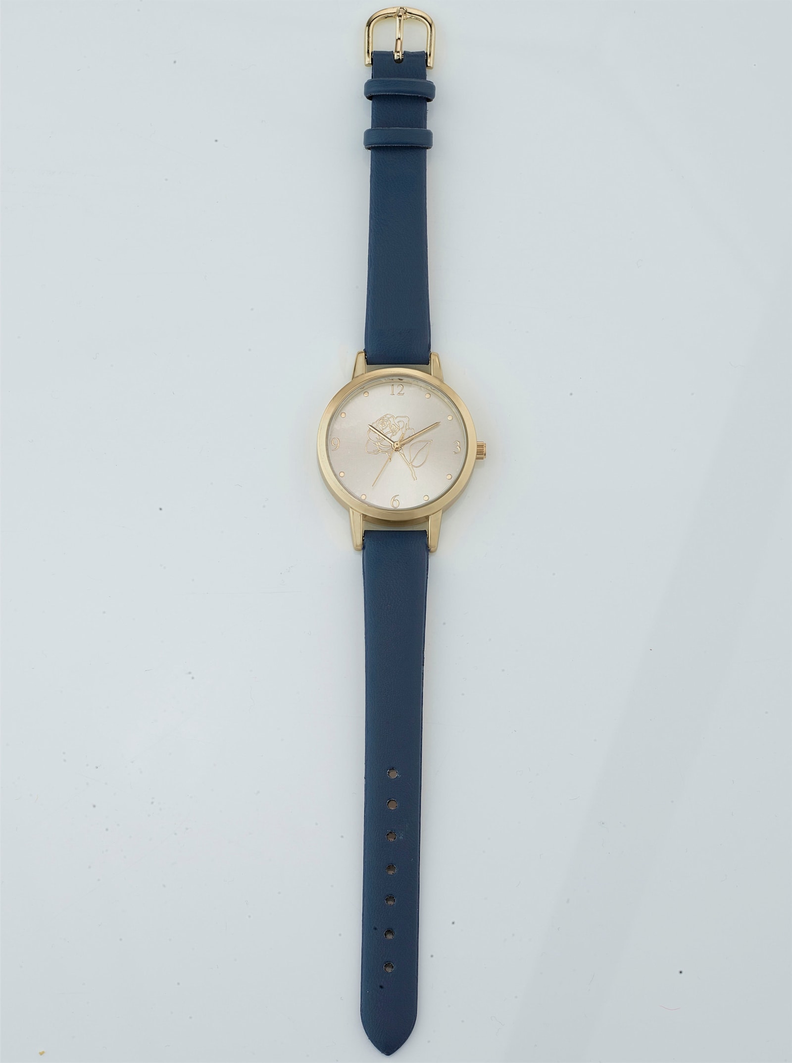 Schal und Armbanduhr - marine