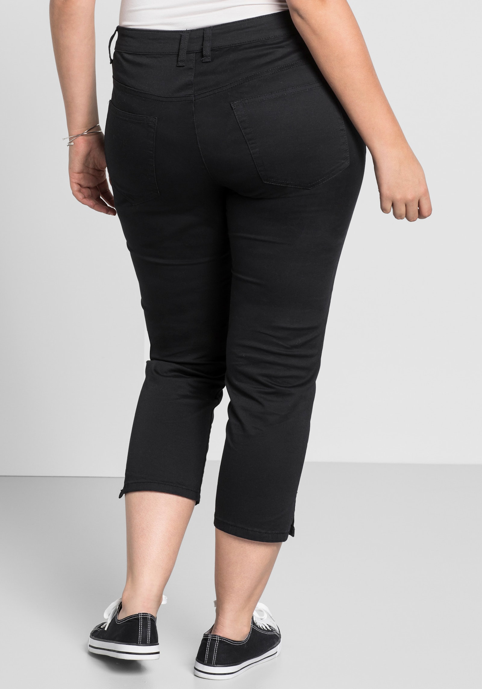 sheego 7/8-Hose in schmaler Form, aus Twill - schwarz