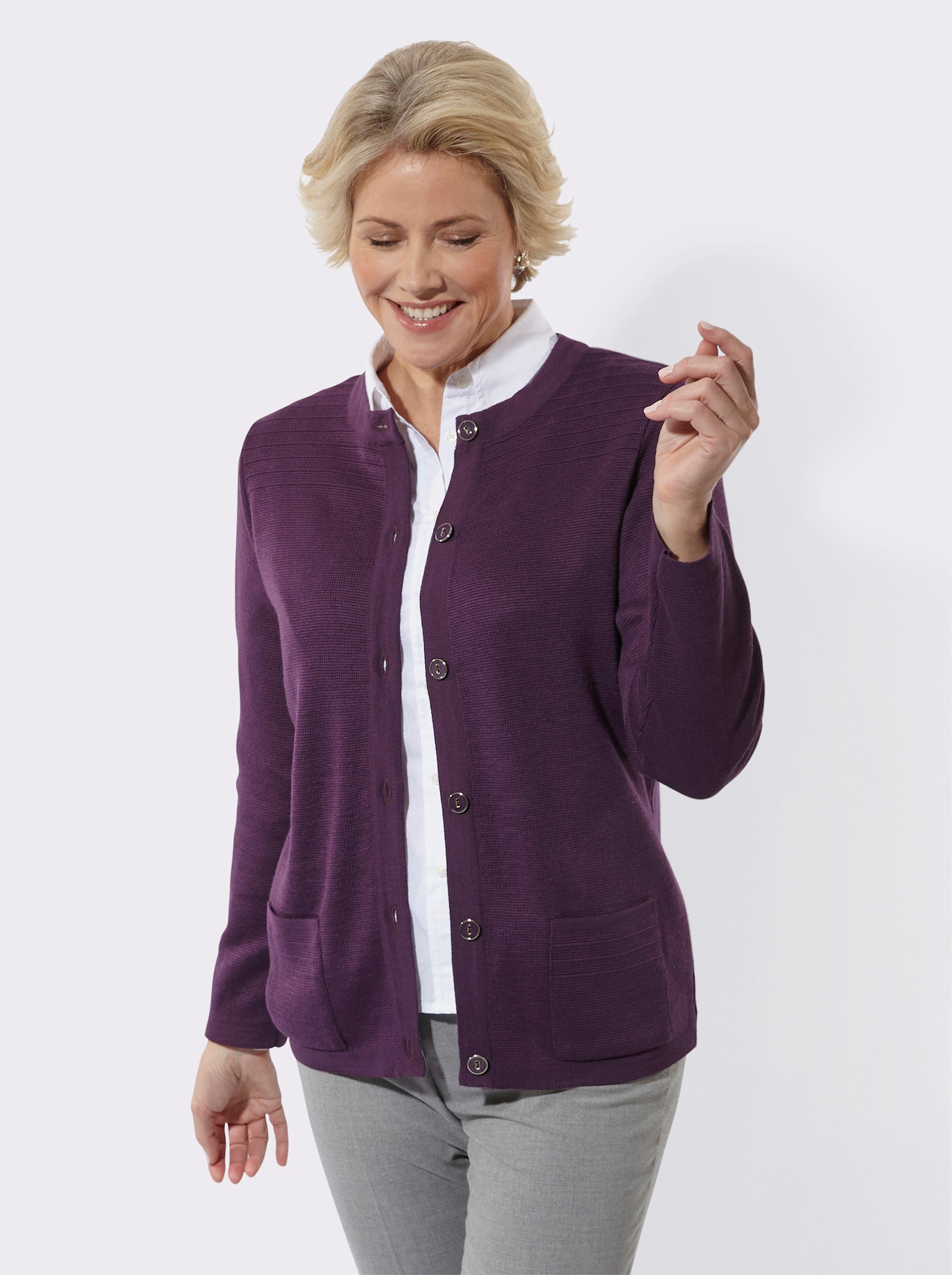 Strickjacke mit Schmuckknöpfen - traube