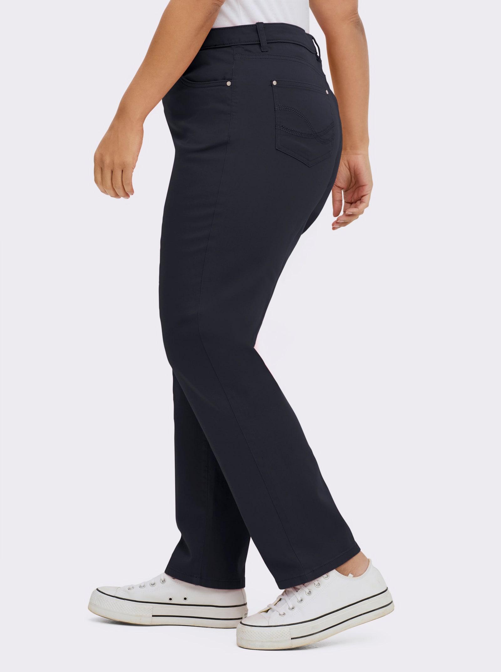 5-Pocket-Jeans mit bestickten Gesäßtaschen - marine