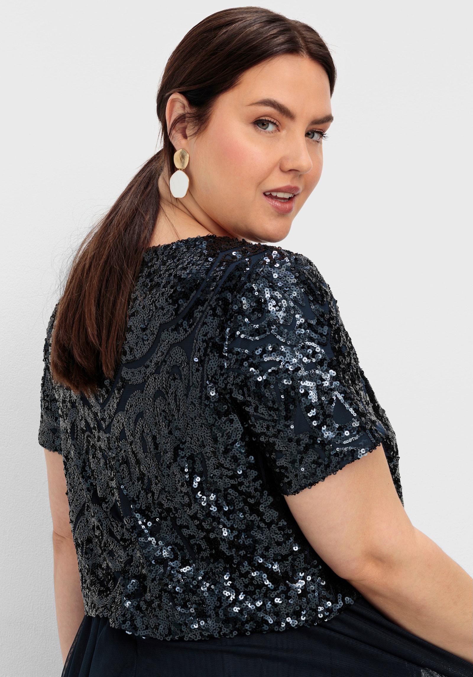 sheego Abendkleid mit Paillettenoberteil - nachtblau