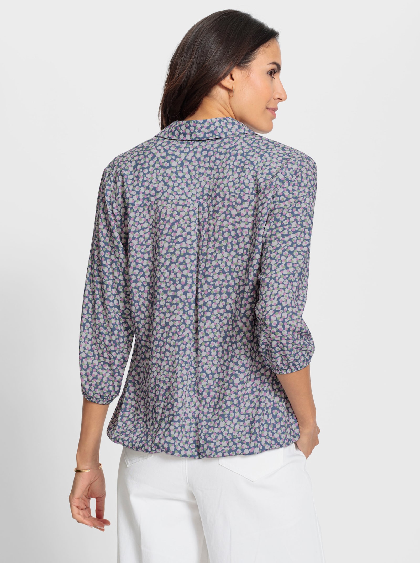 Schlupf-Bluse mit Kellerfalte hinten - rauchblau-orchidee-bedruckt