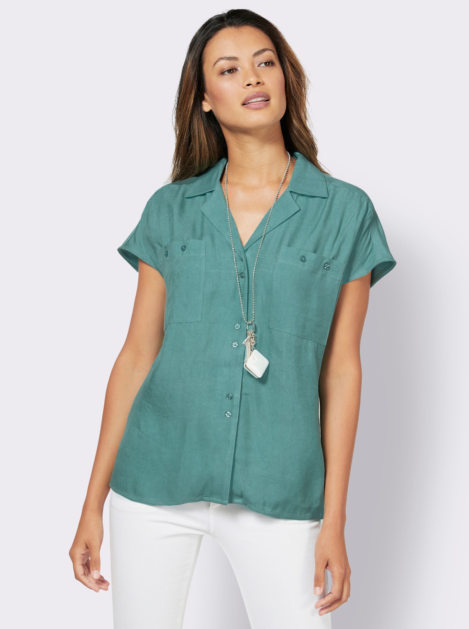 Lange blouse in oversized model, 100% viscose - salie