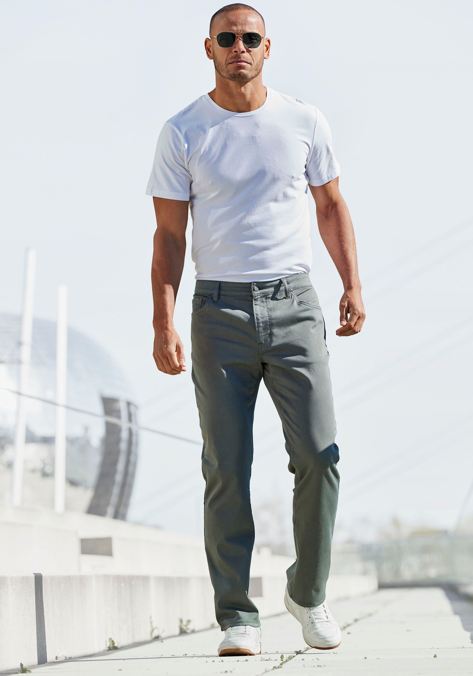 John Devin Stretch-Hose - grün