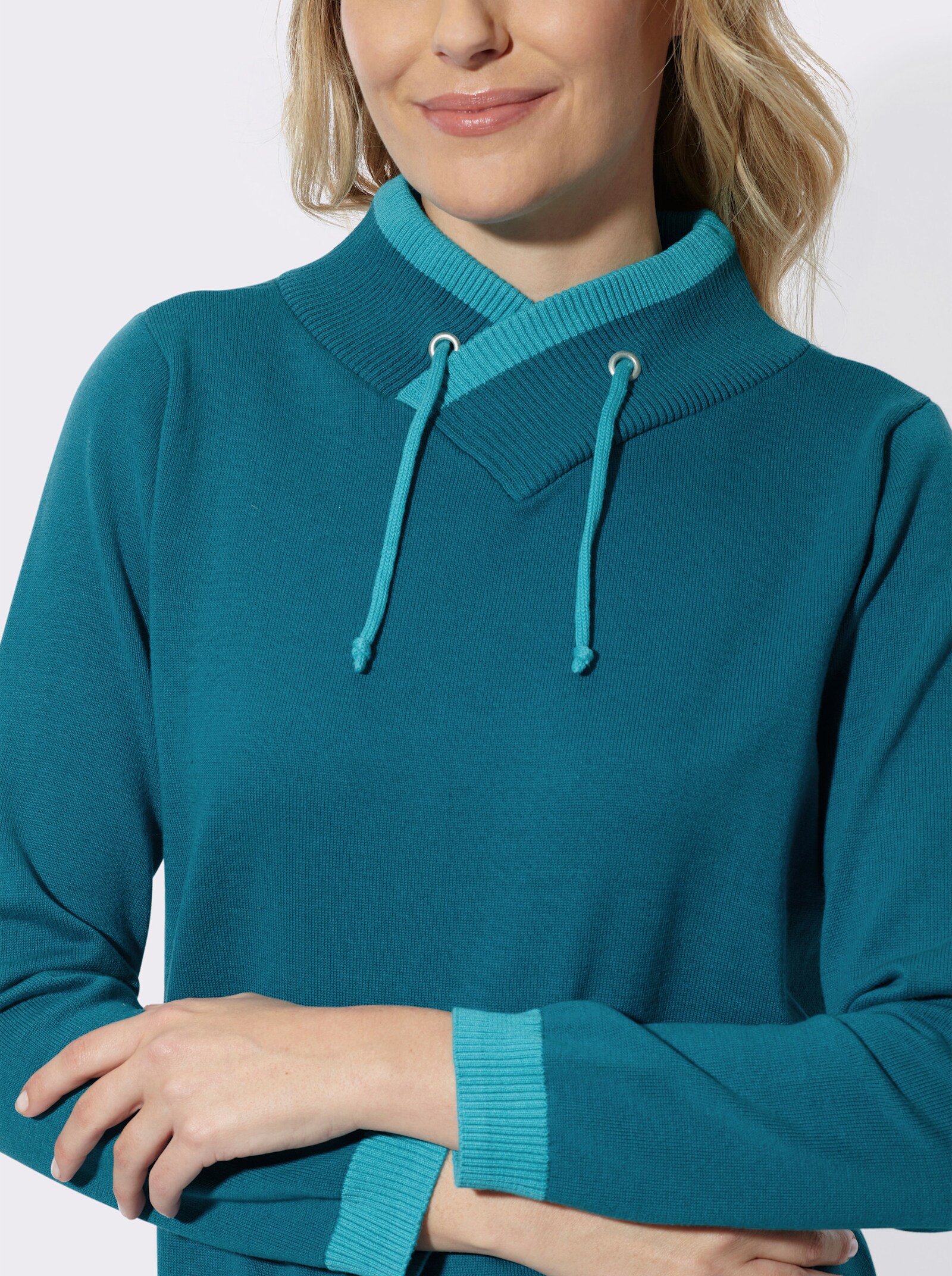 Langarm-Pullover mit kontrastfarbigen Bündchen - aquapetrol-türkis
