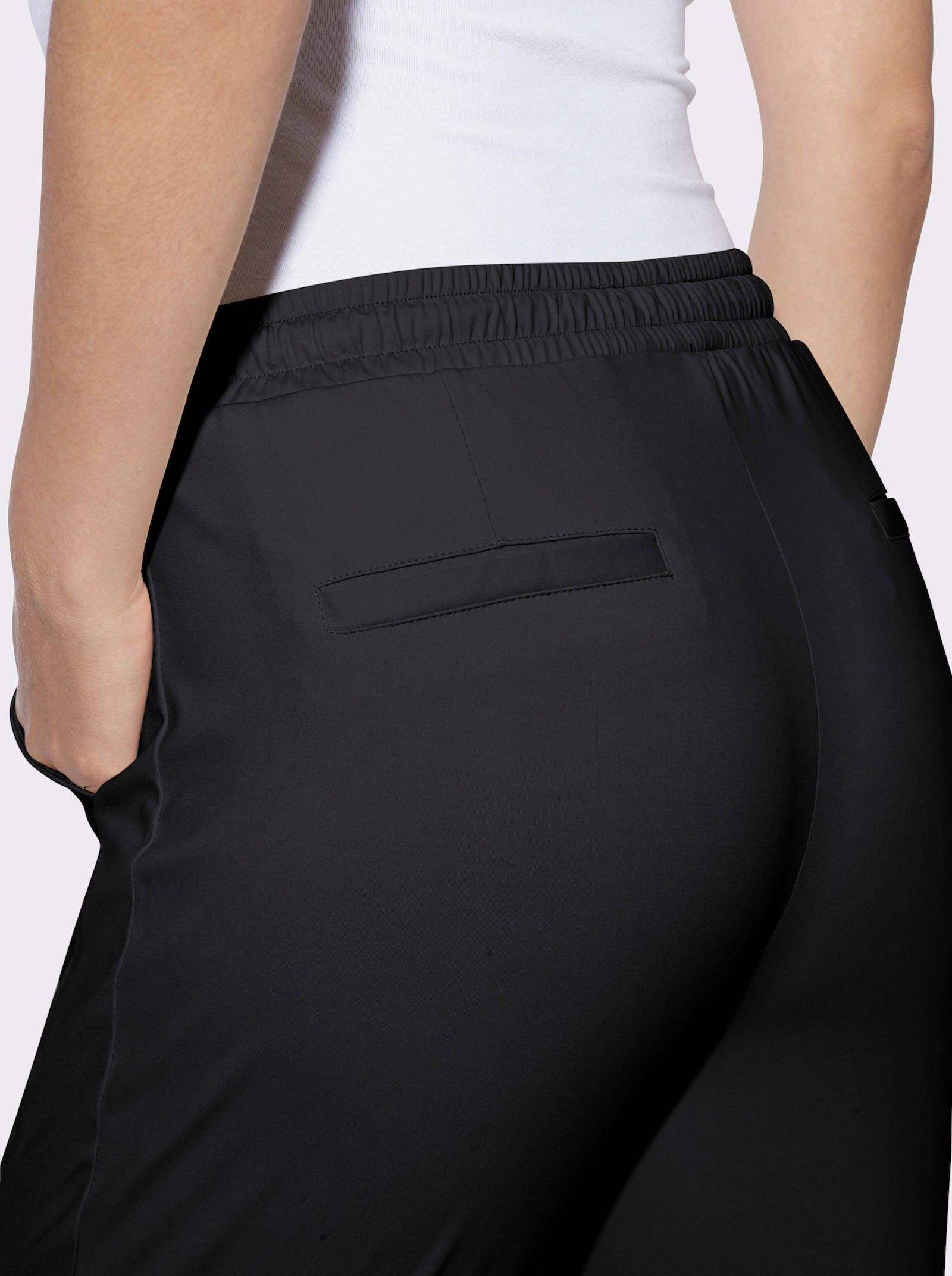 heine Jogg Pants mit Kontrast-Kordel - schwarz