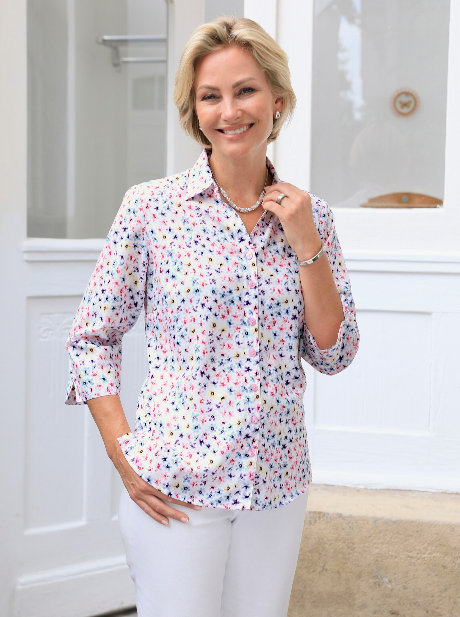 Druckbluse mit offenem Hemdkragen - rosé-ecru-bedruckt