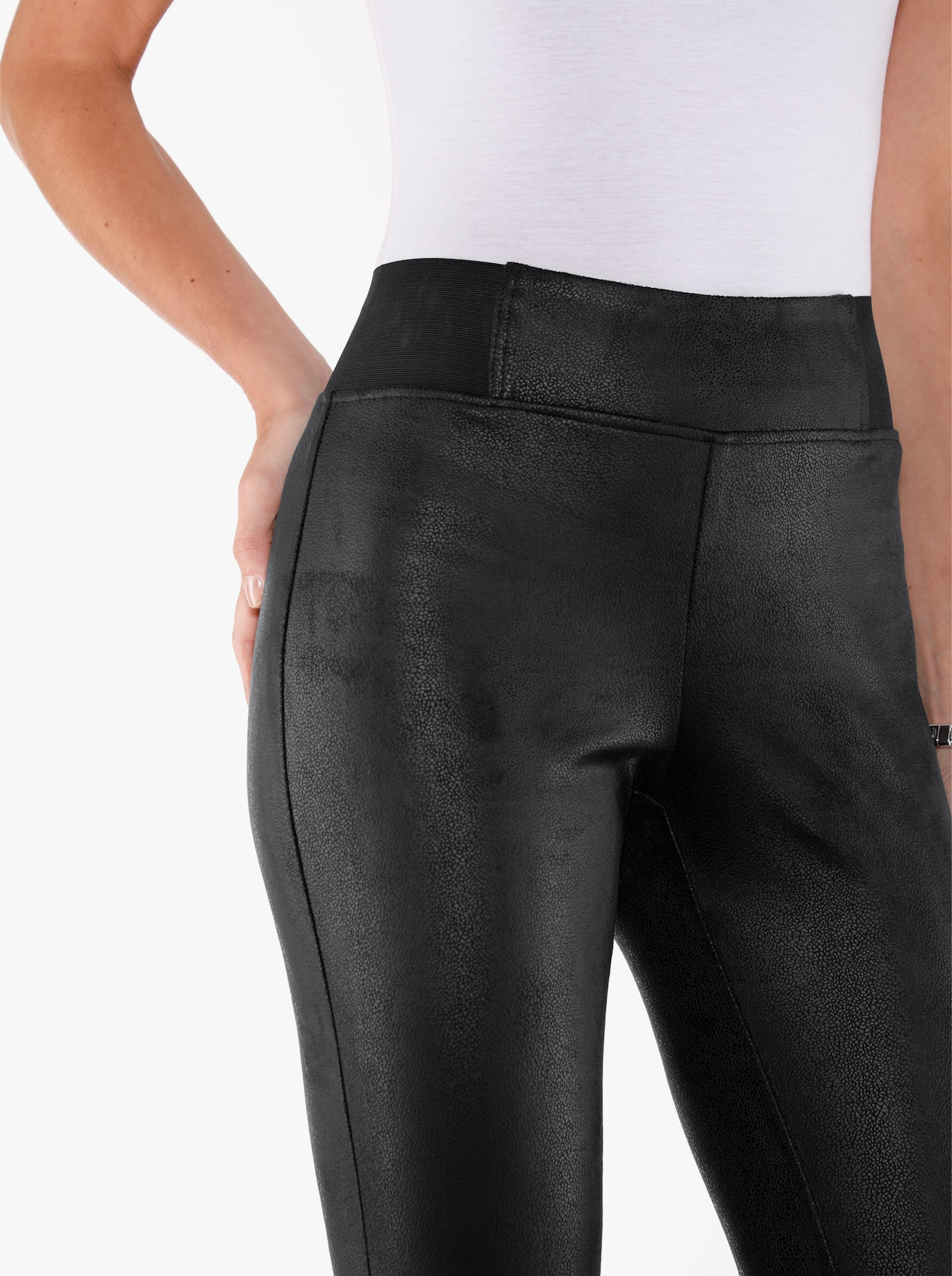 Leggings aus Leder-Imitat - schwarz