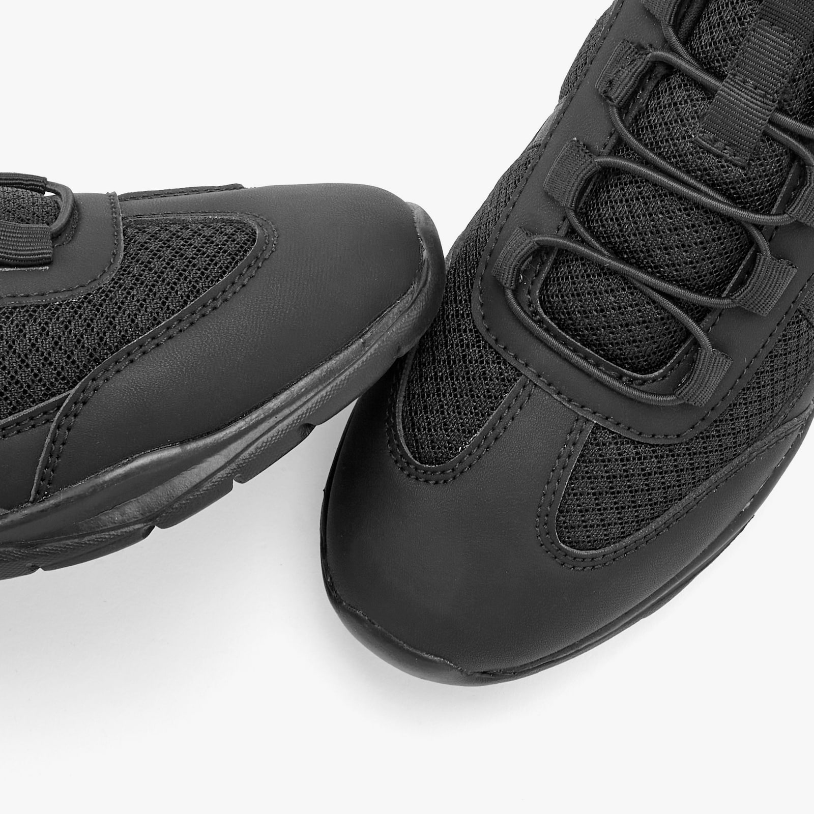 LASCANA Sneaker - schwarz