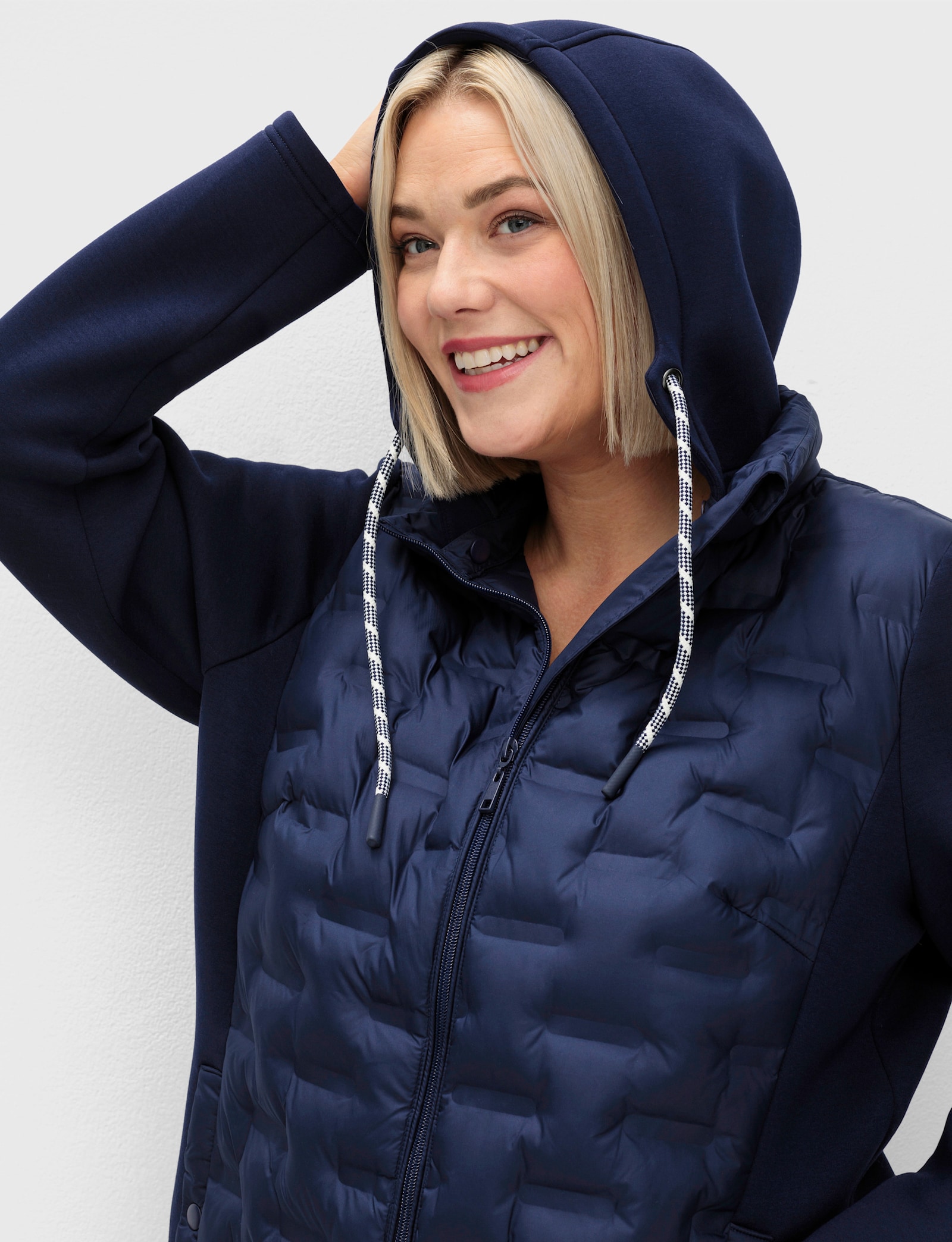 sheego Steppjacke mit Kordelzug - marine