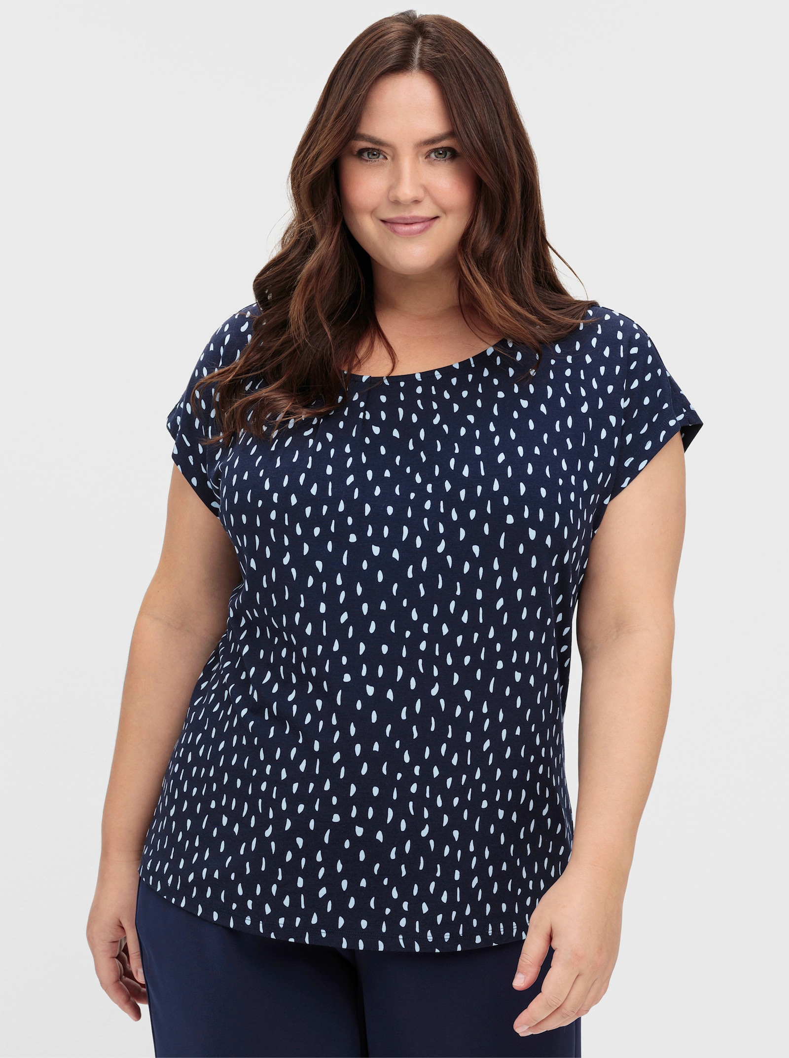 sheego Kurzarmshirt mit grafischem Minimalprint - tiefblau-gemustert