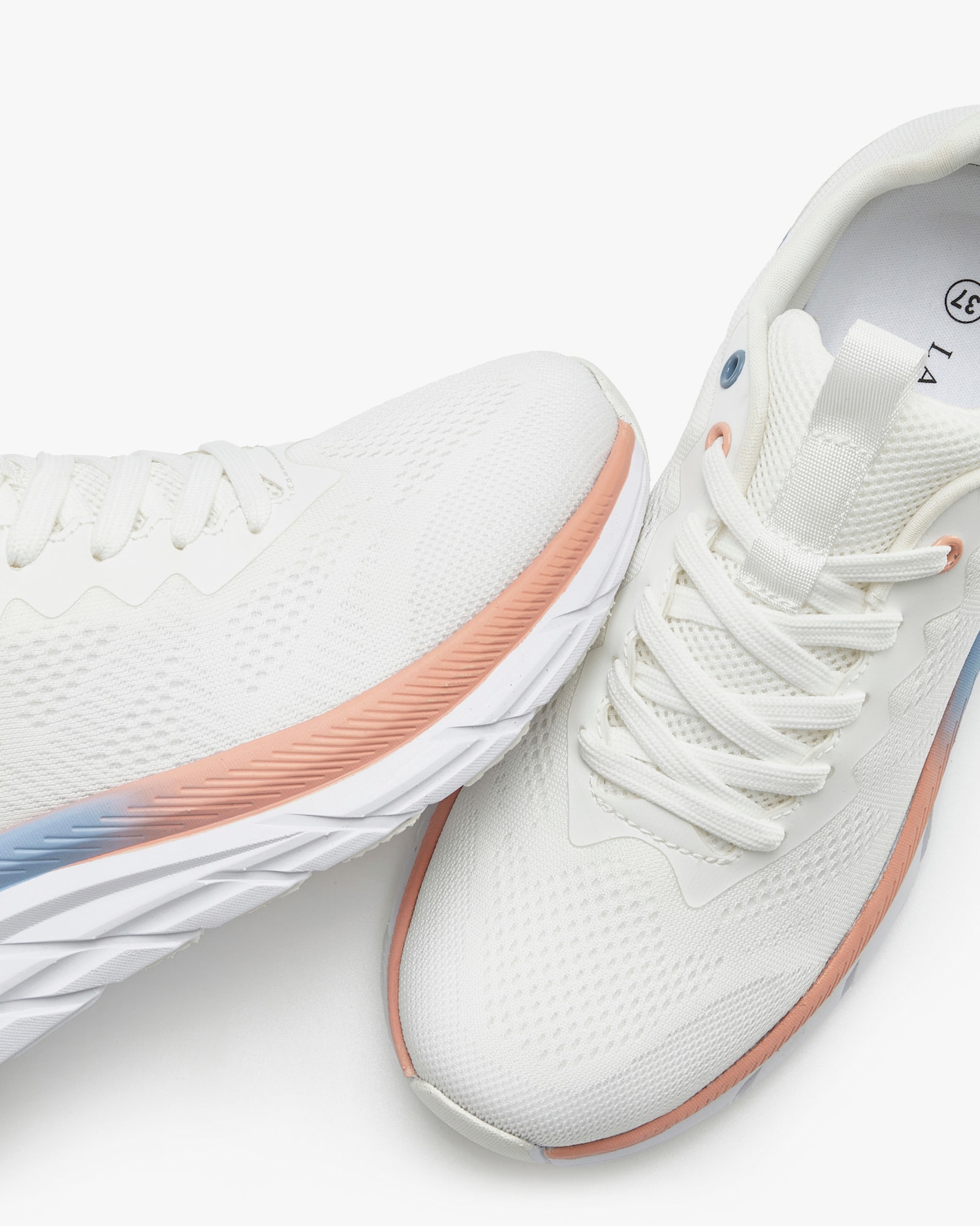 LASCANA Sneaker - weiß-multi