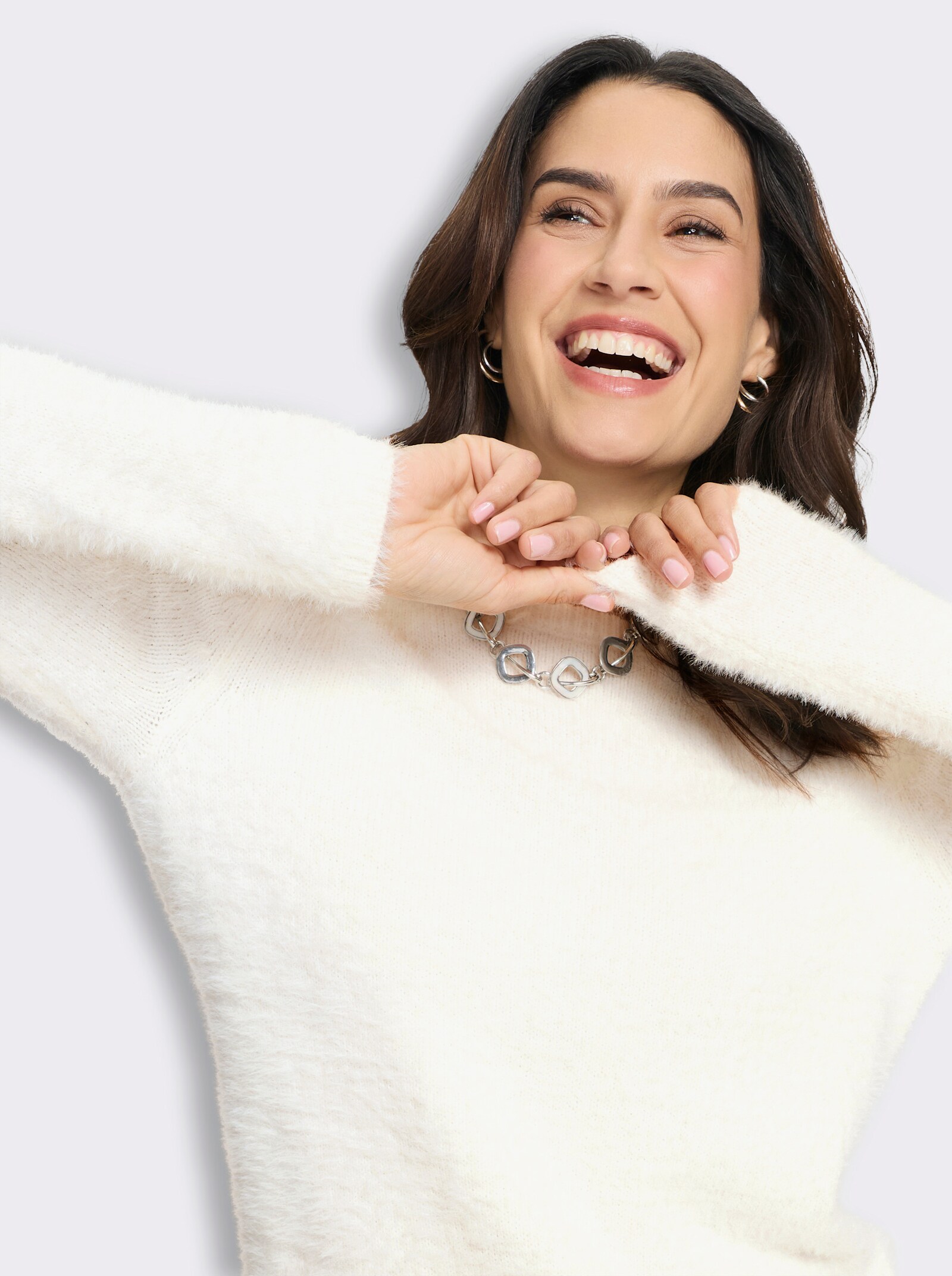 Pullover aus flauschigem Garn - ecru