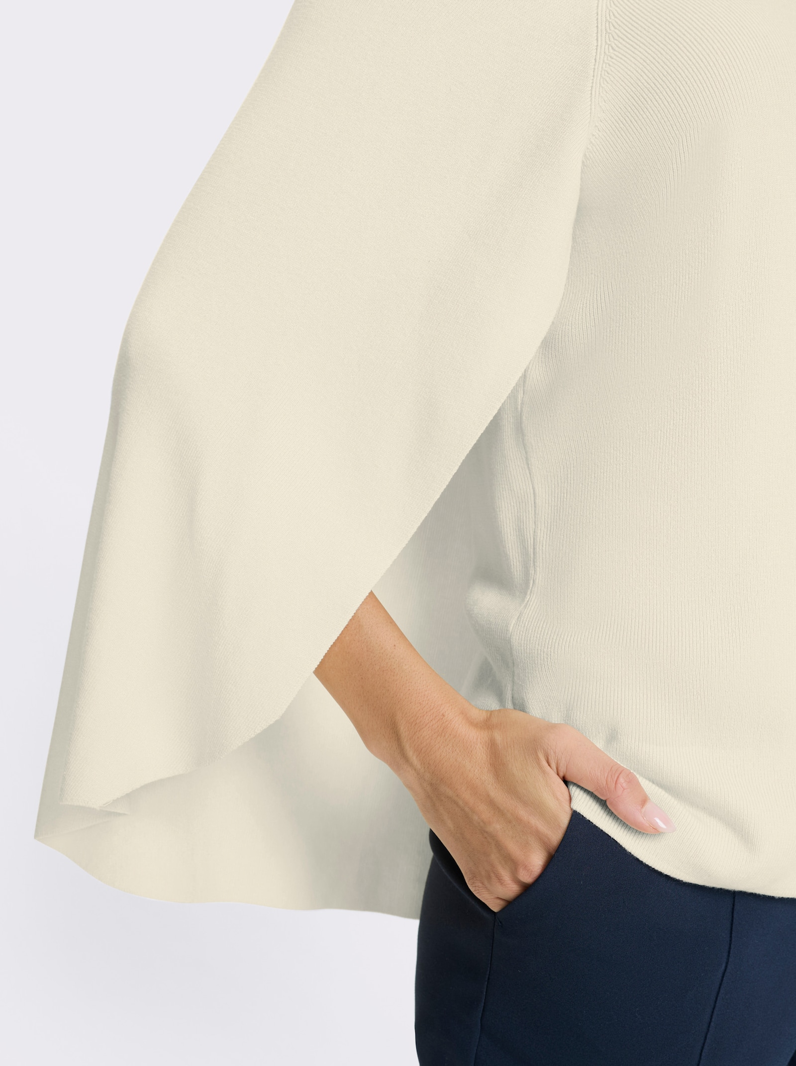 heine Pull en tricot fin style poncho - couleur ivoire