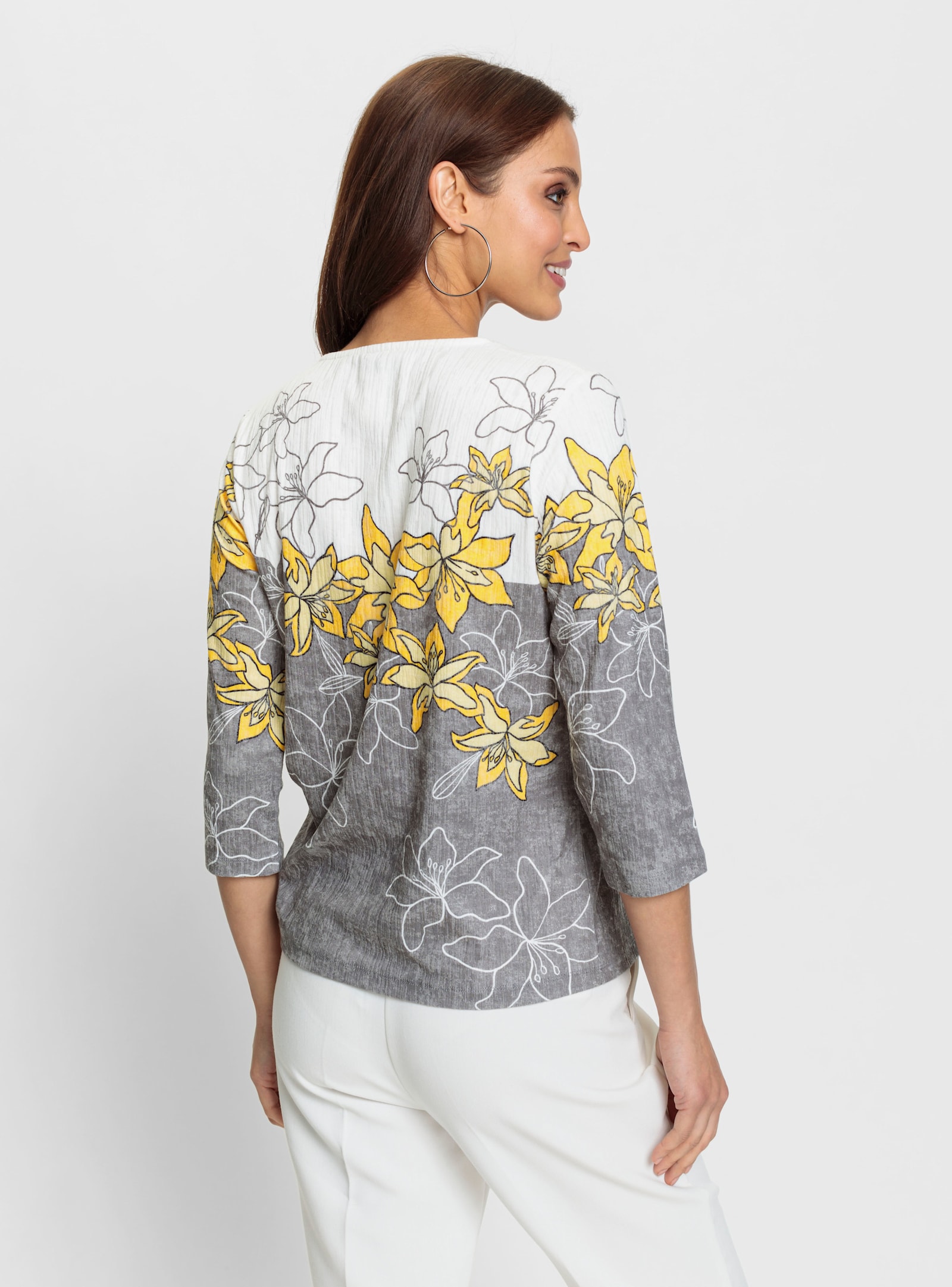 Print-Shirt mit gebogten Kanten - sonnengelb-schwarz-bedruckt