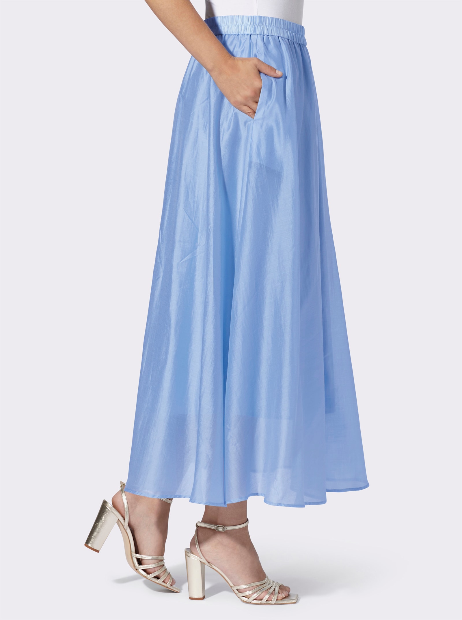 heine Schlupfrock mit seidigem Glanz - eisblau