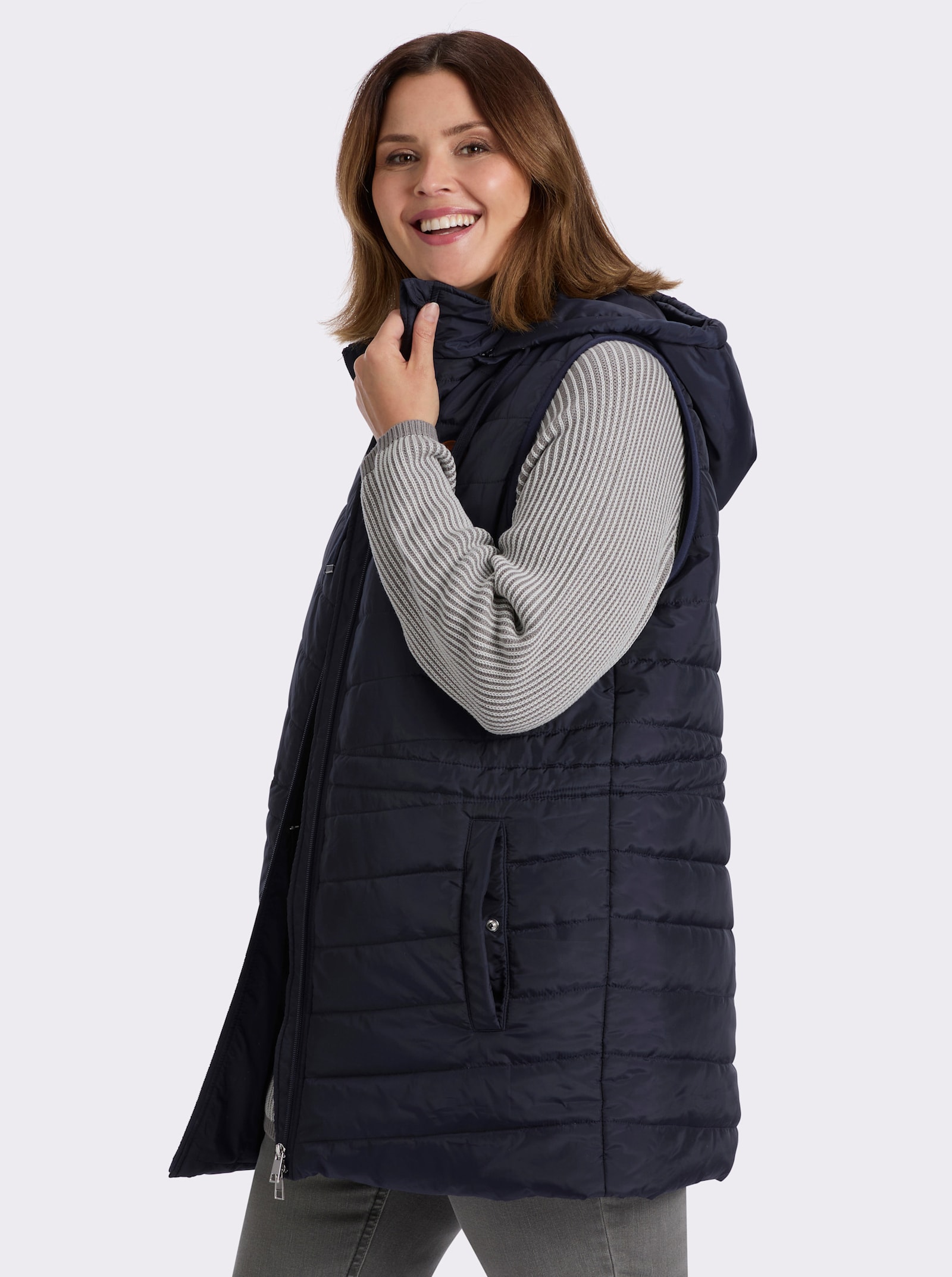 sheego Bodywarmer met afneembare capuchon - diepblauw
