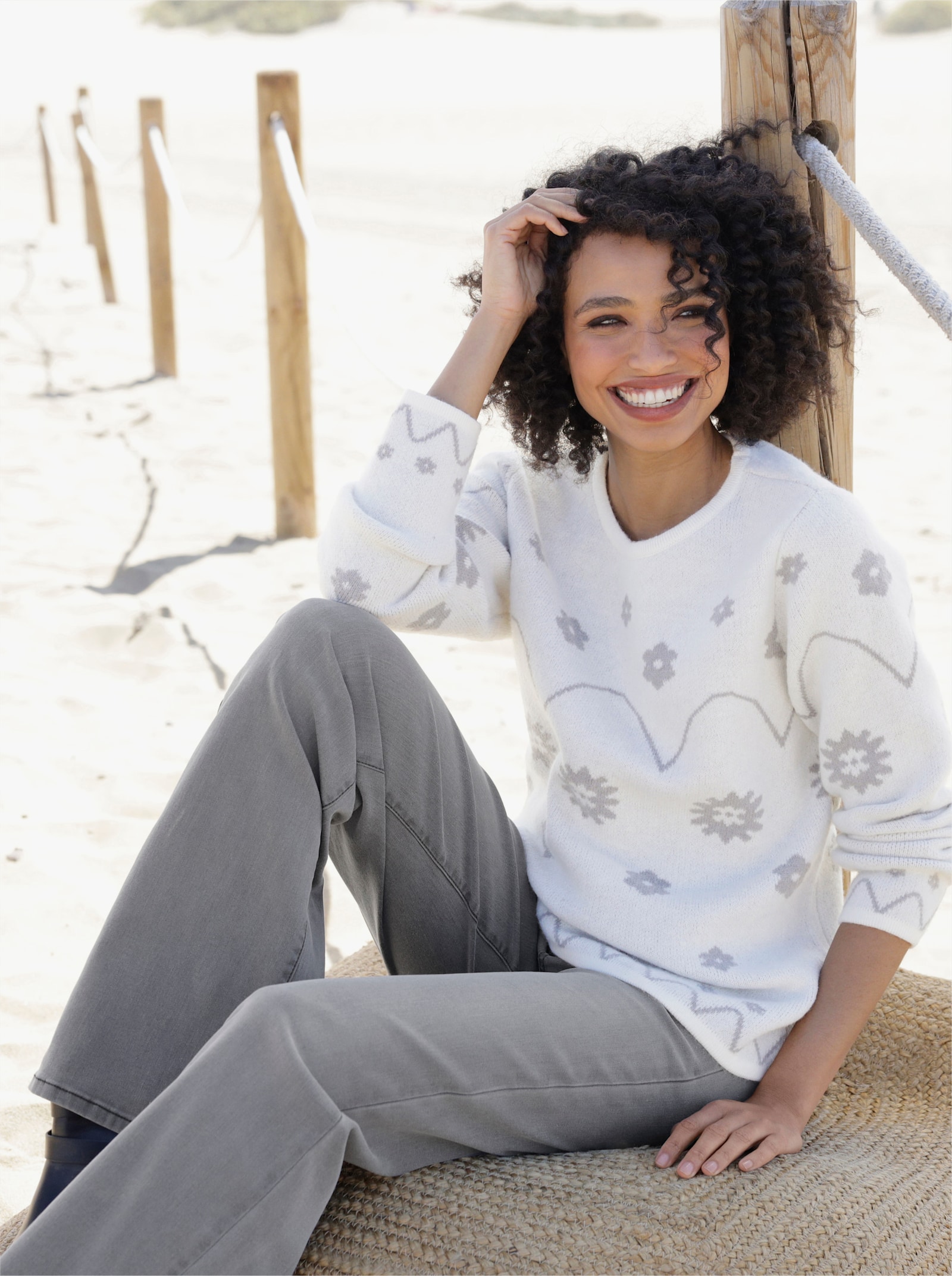 heine Langarm-Pullover mit Jacquard-Dessin - champagner-steingrau-gemustert