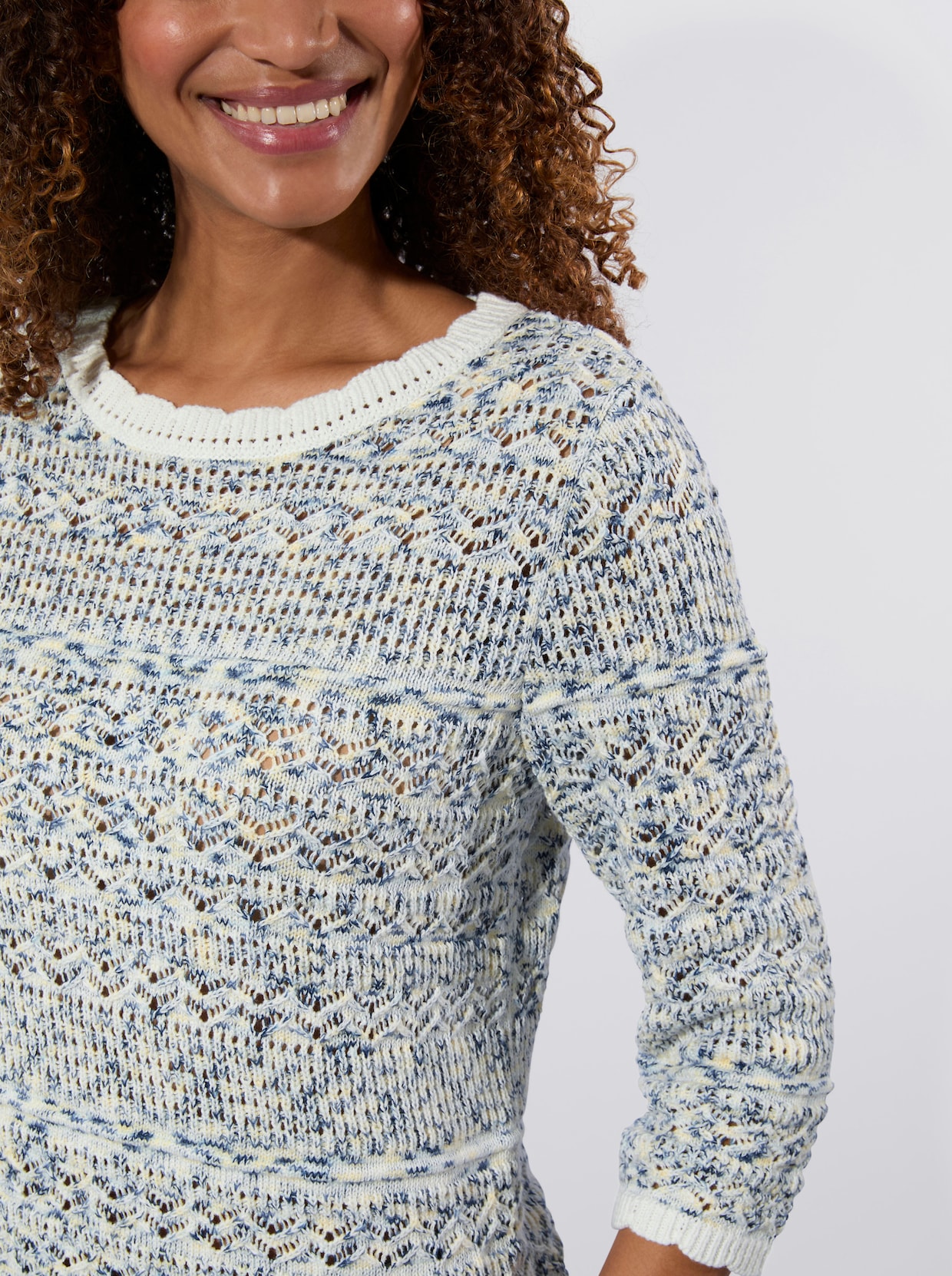 Ajour-Pullover - ecru-rauchblau-gemustert