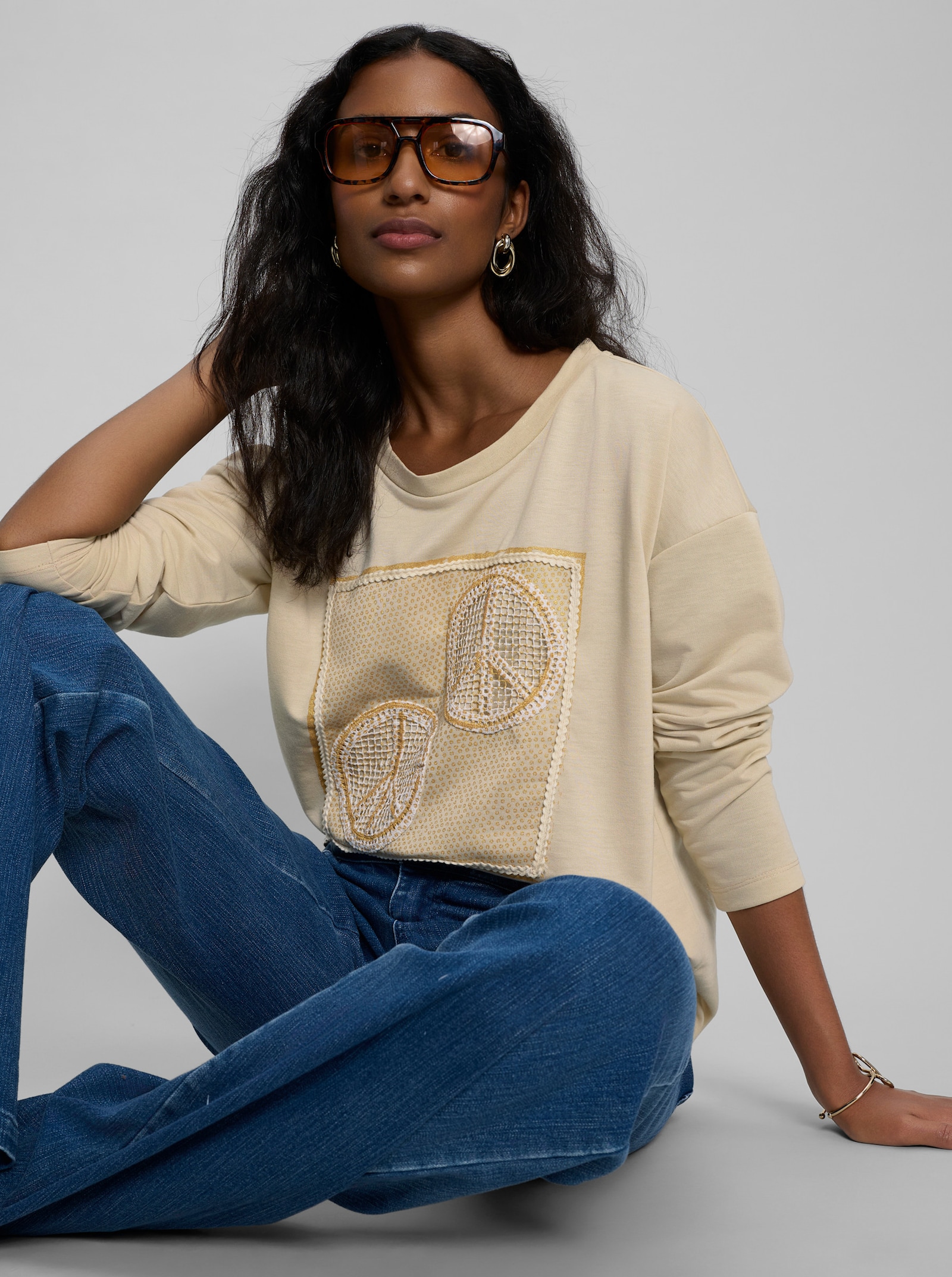 heine Sweatshirt mit Foliendruck - sand
