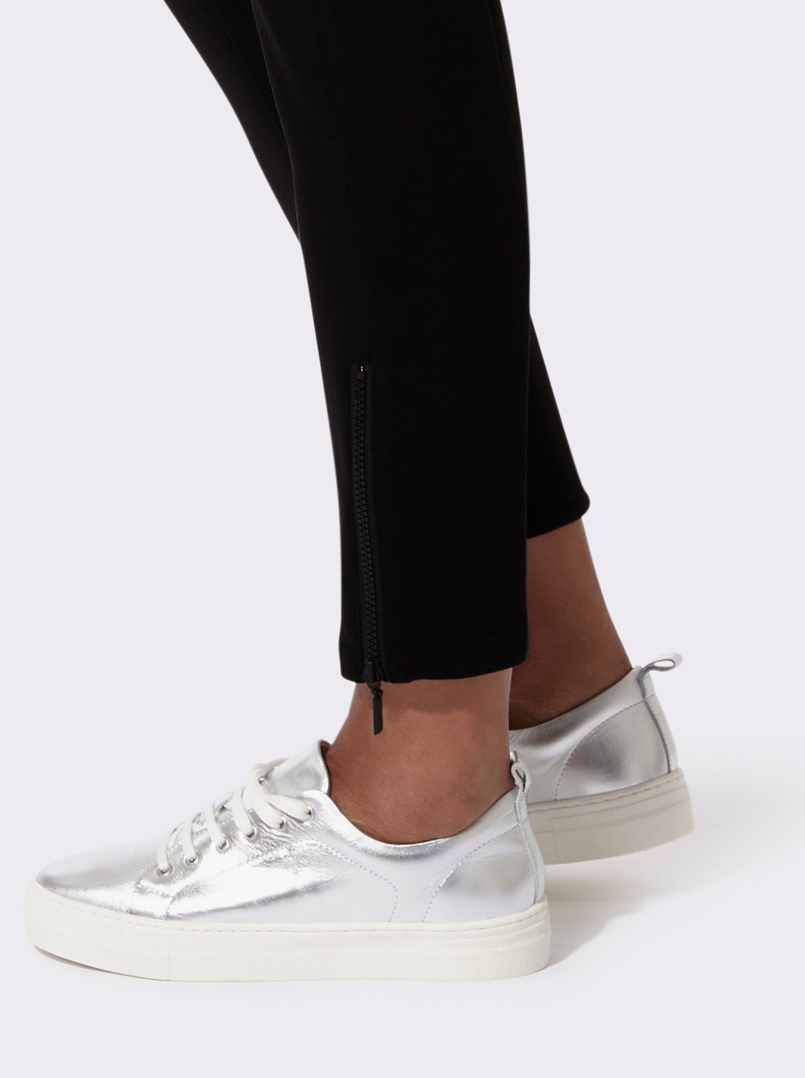 Jogg Pants mit Zier-Reißverschlüssen - schwarz